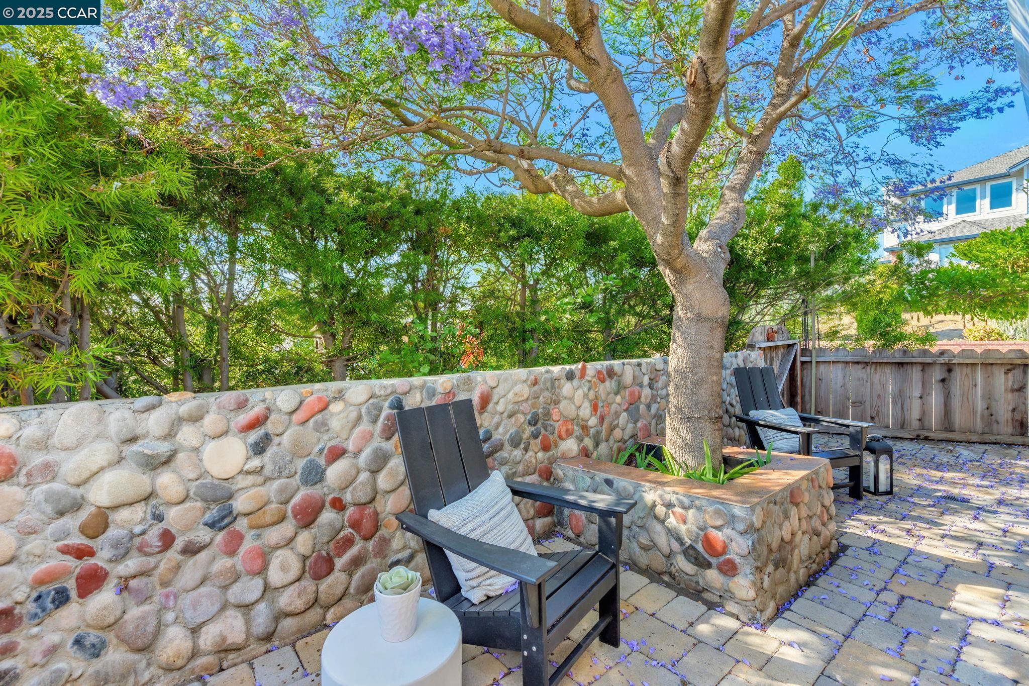 300 Saint Augustine Ct