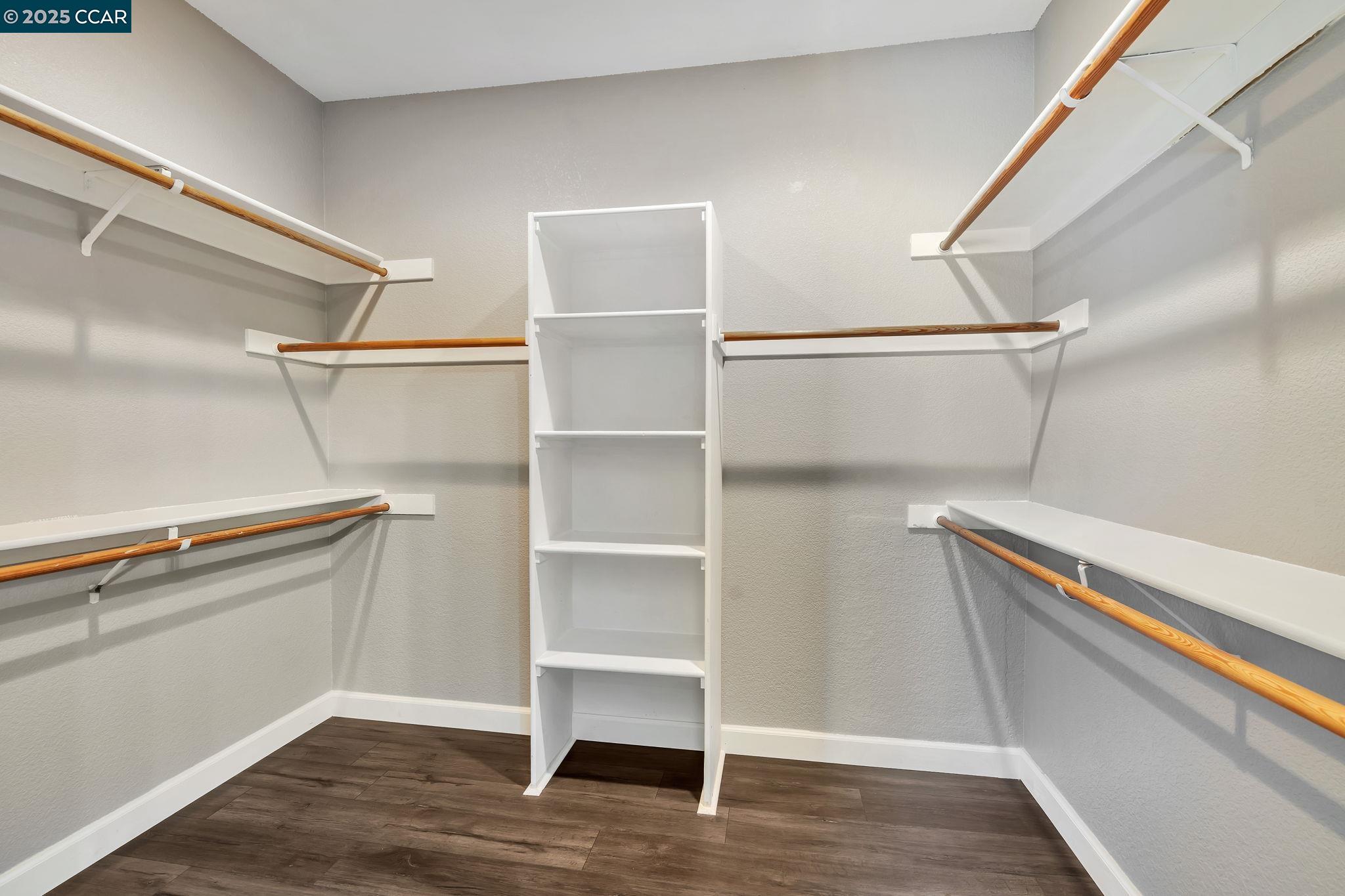 300 Saint Augustine Ct