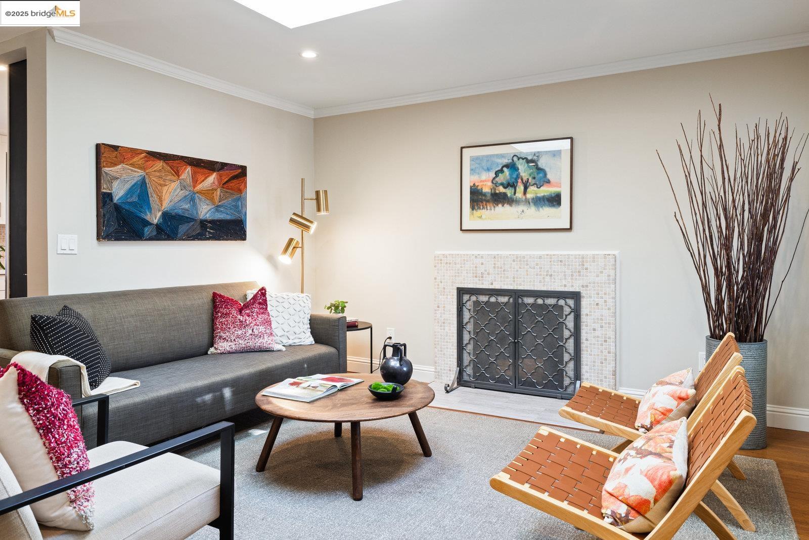 15728 Paseo Del Campo