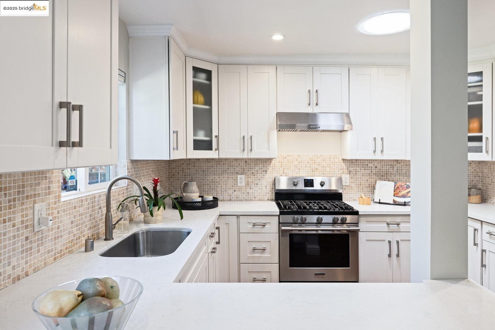 15728 Paseo Del Campo