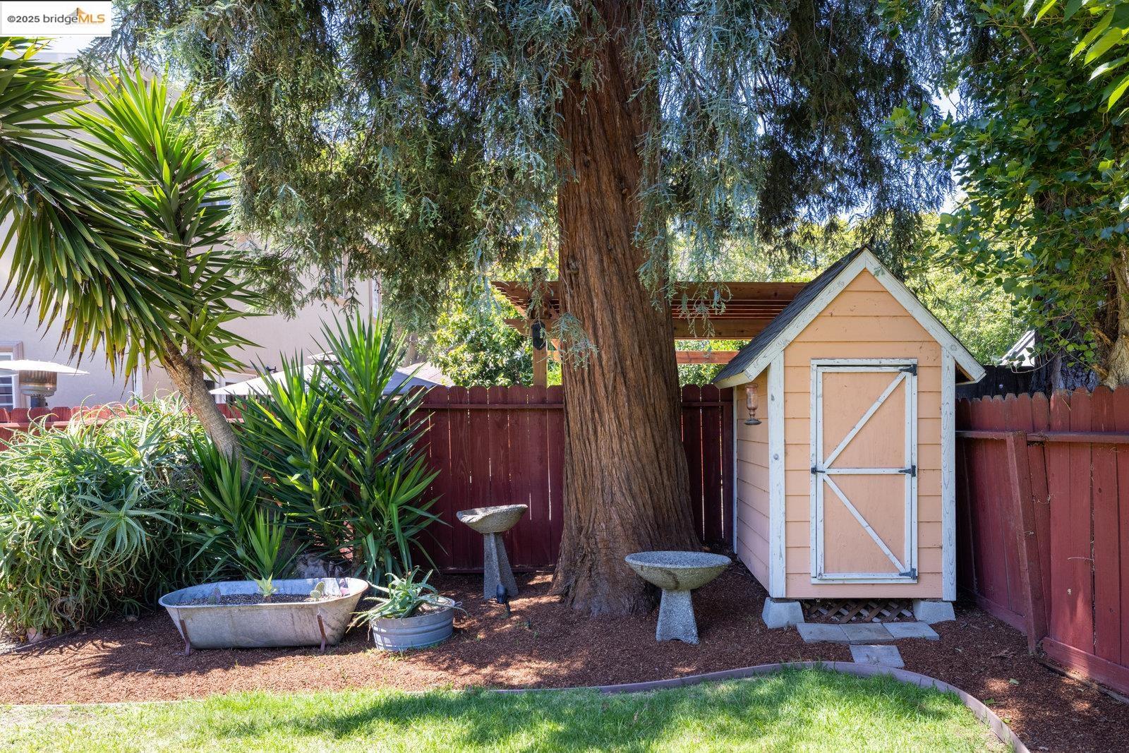 15728 Paseo Del Campo