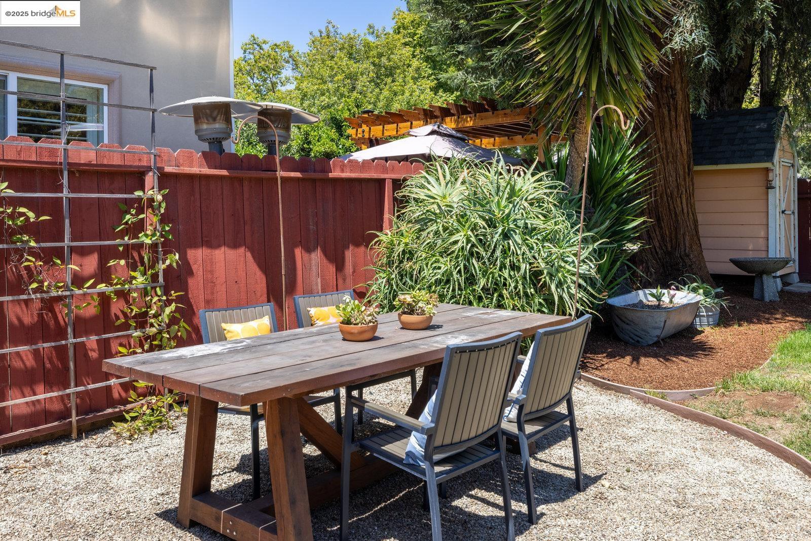 15728 Paseo Del Campo