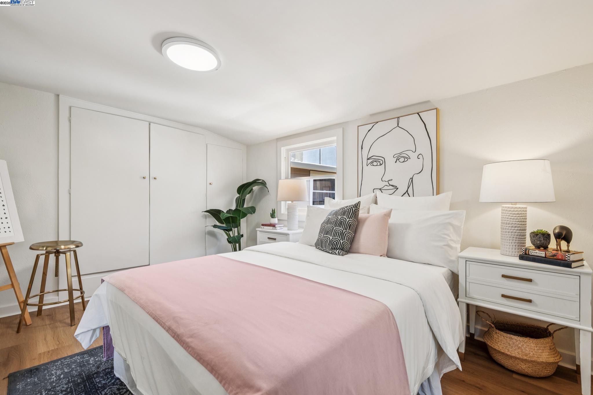 4712 TOMPKINS AVENUE