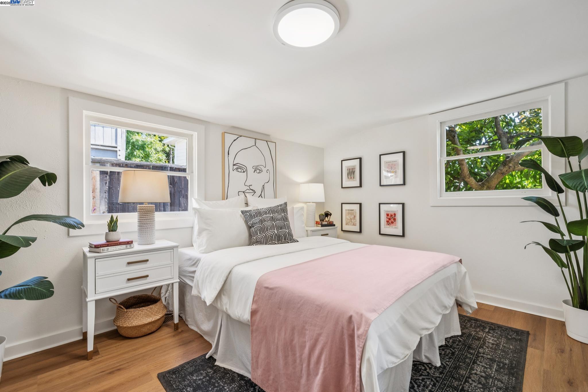 4712 TOMPKINS AVENUE