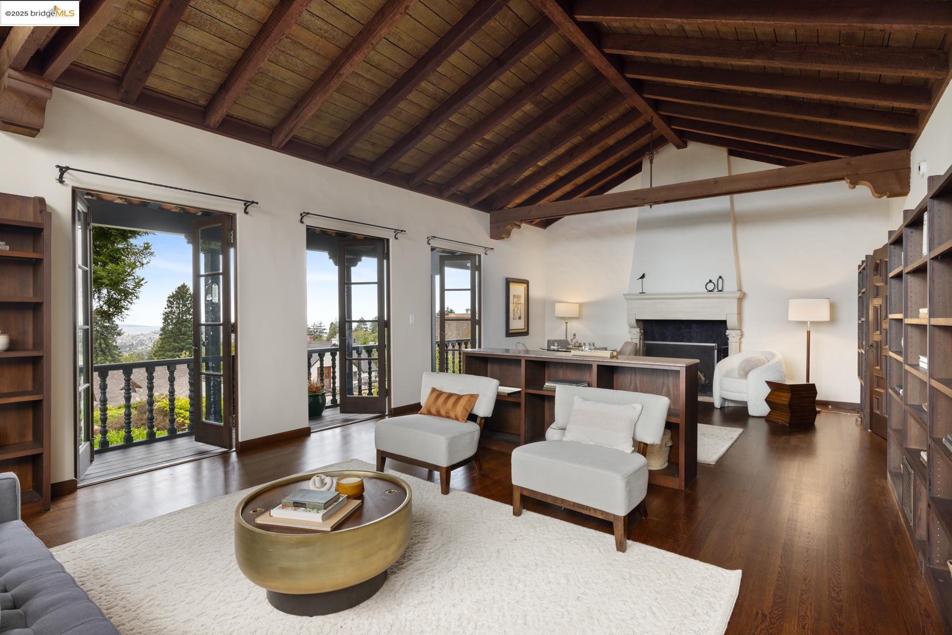 2583 Buena Vista Way