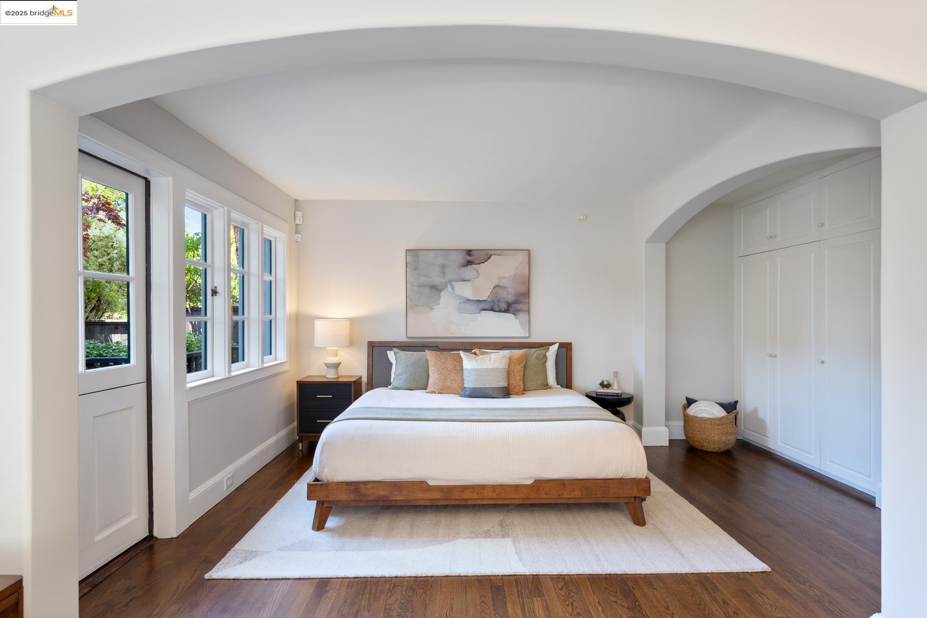 2583 Buena Vista Way