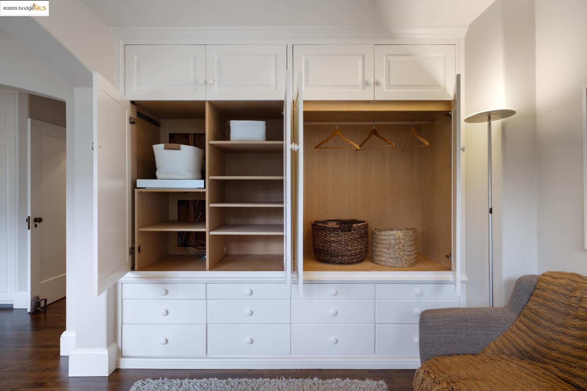 2583 Buena Vista Way