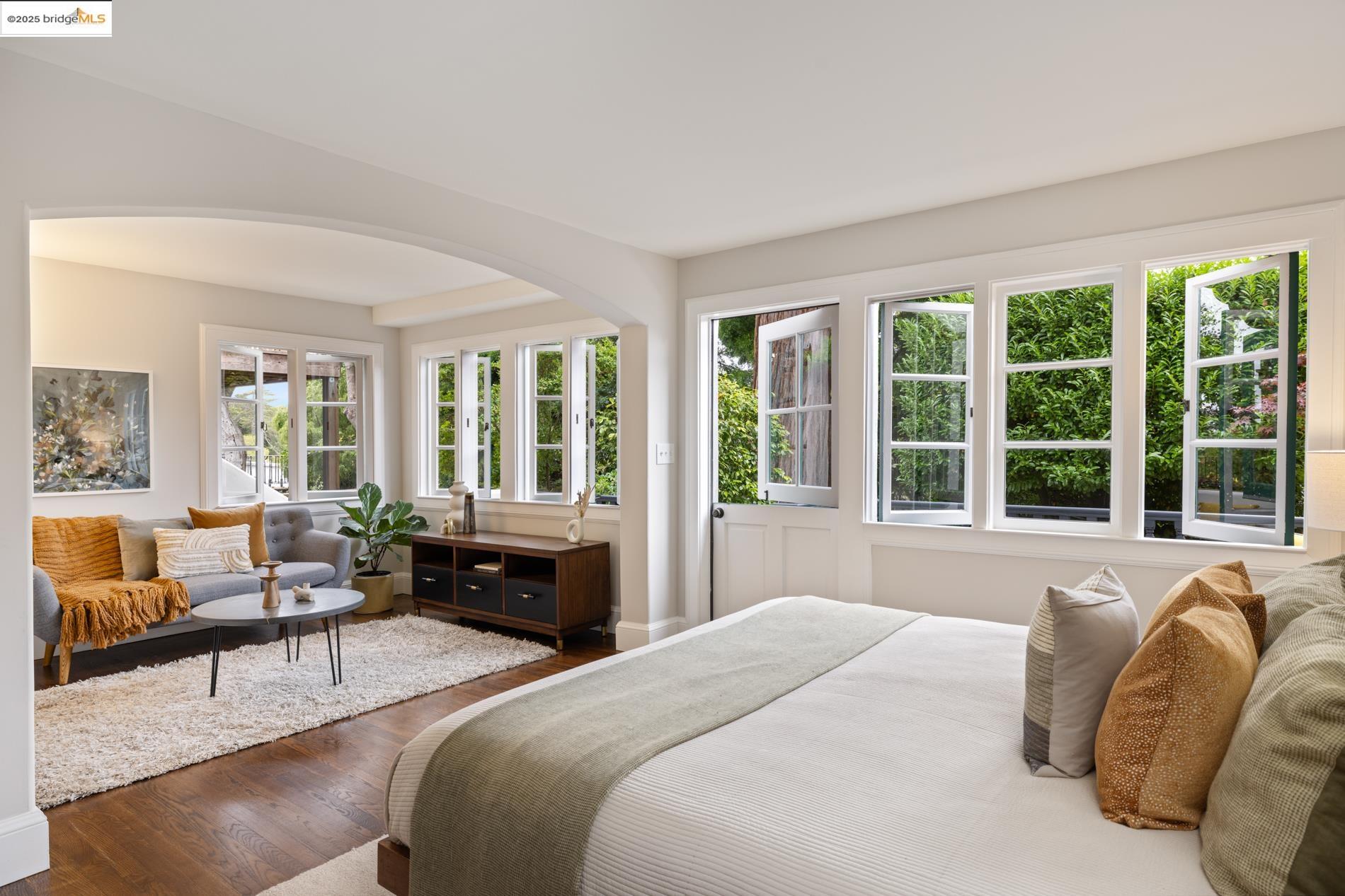 2583 Buena Vista Way