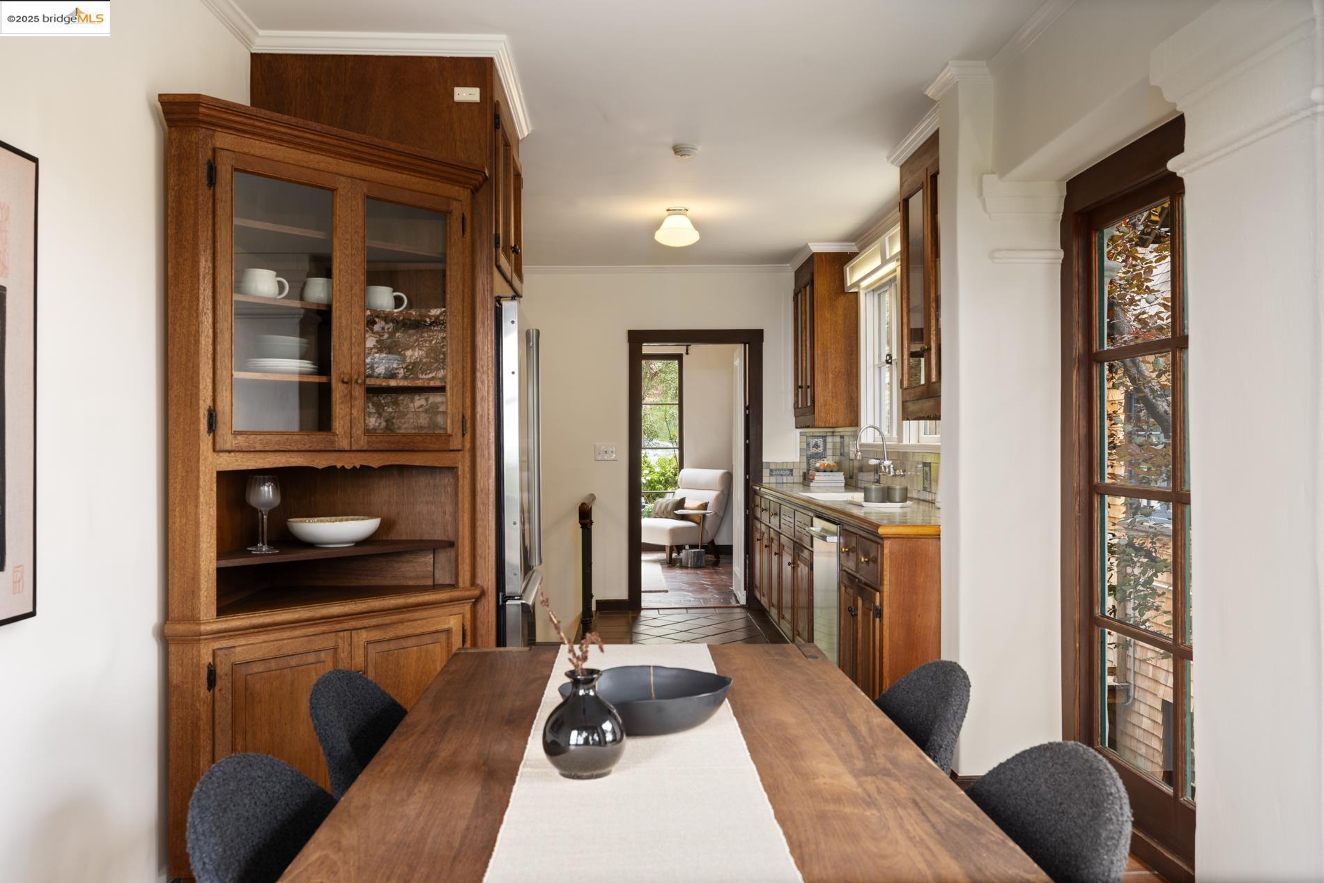 2583 Buena Vista Way