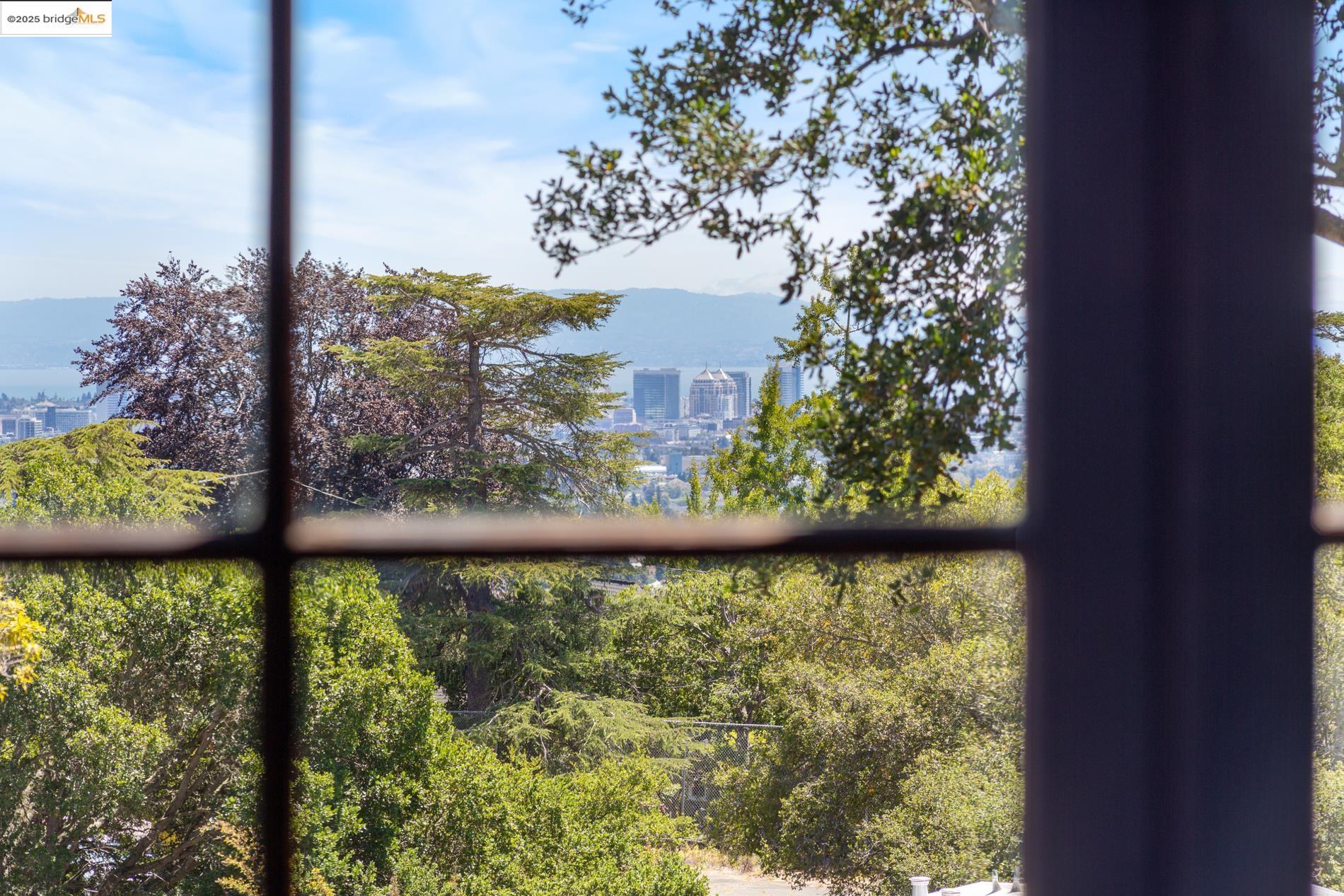 2583 Buena Vista Way