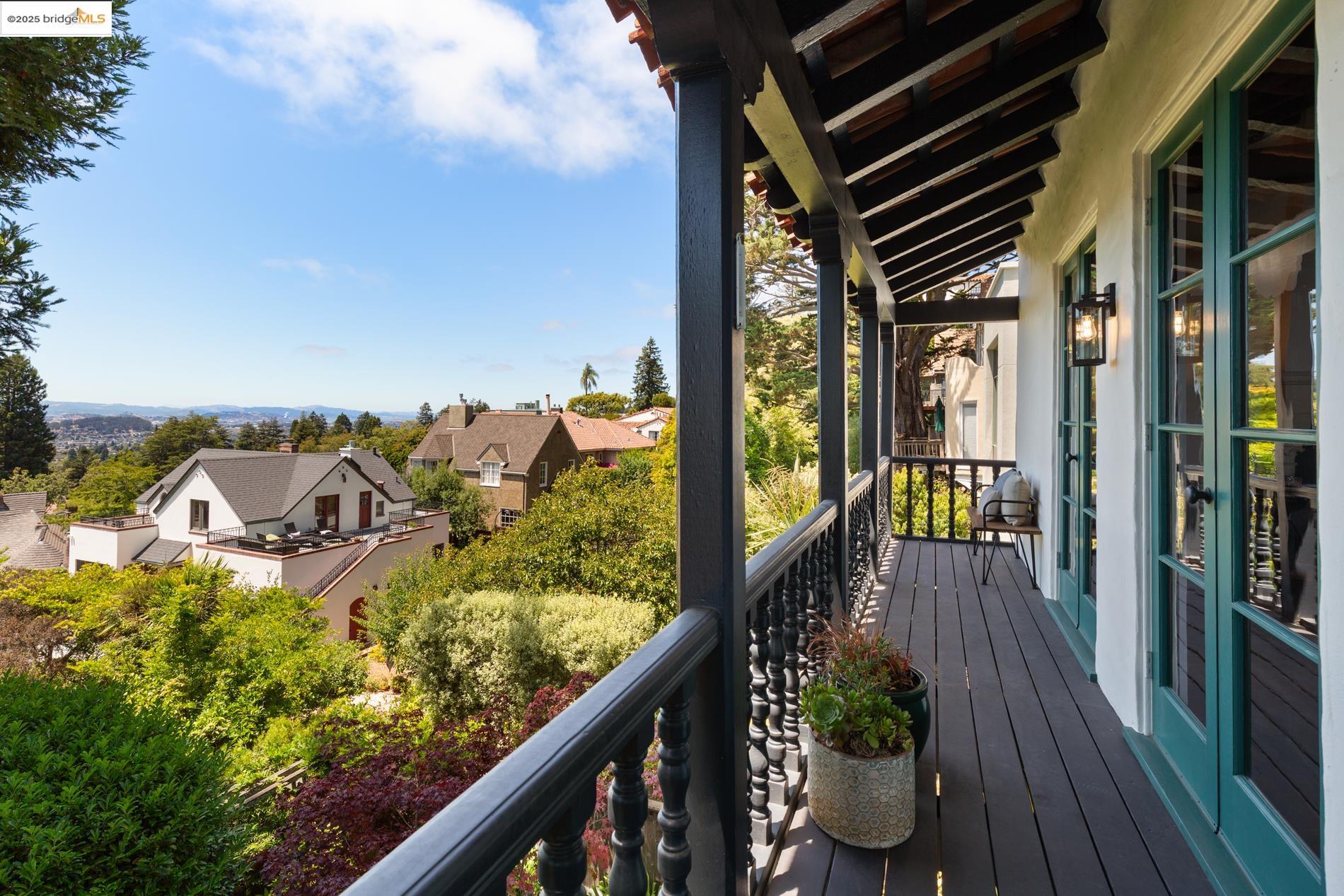 2583 Buena Vista Way