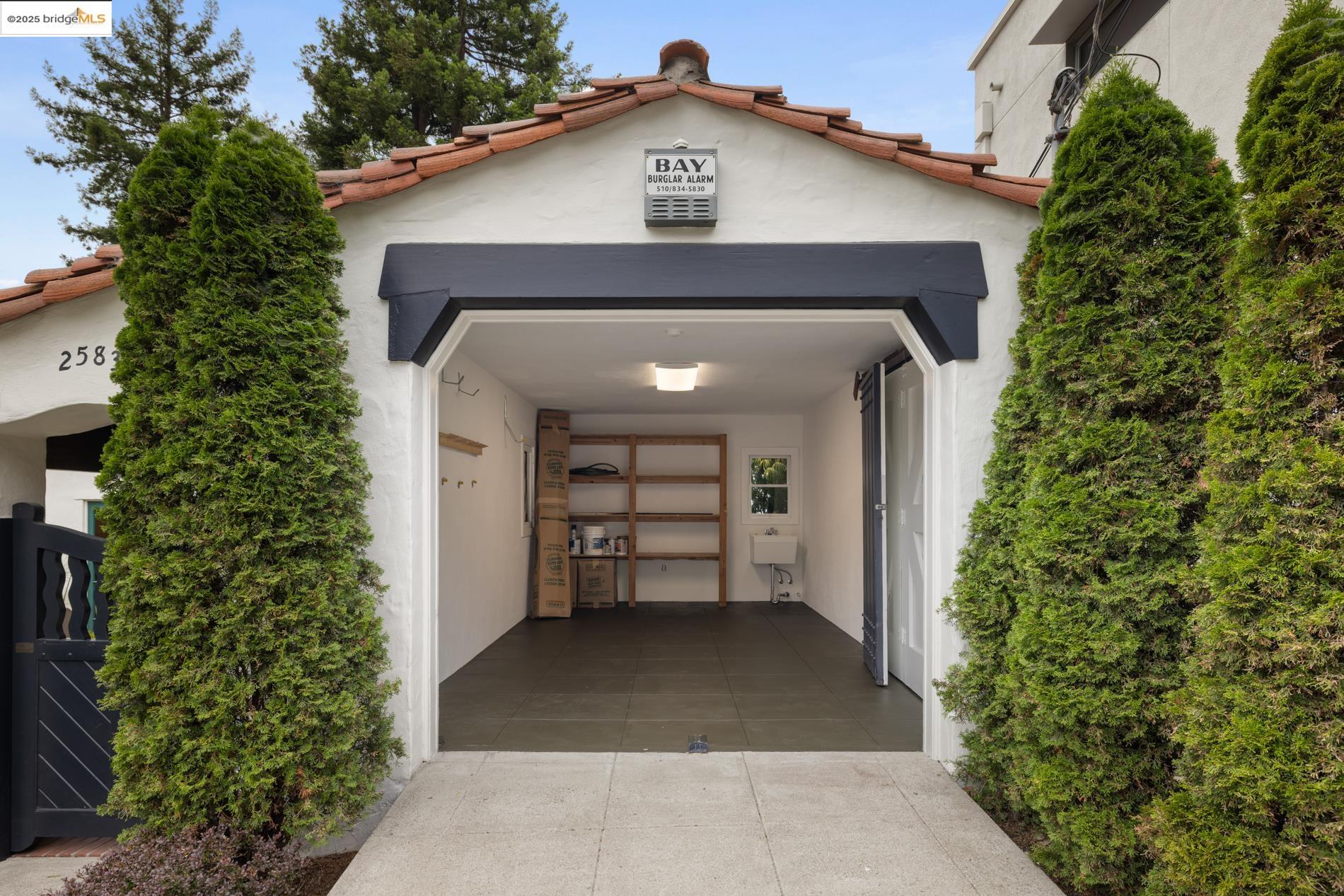 2583 Buena Vista Way