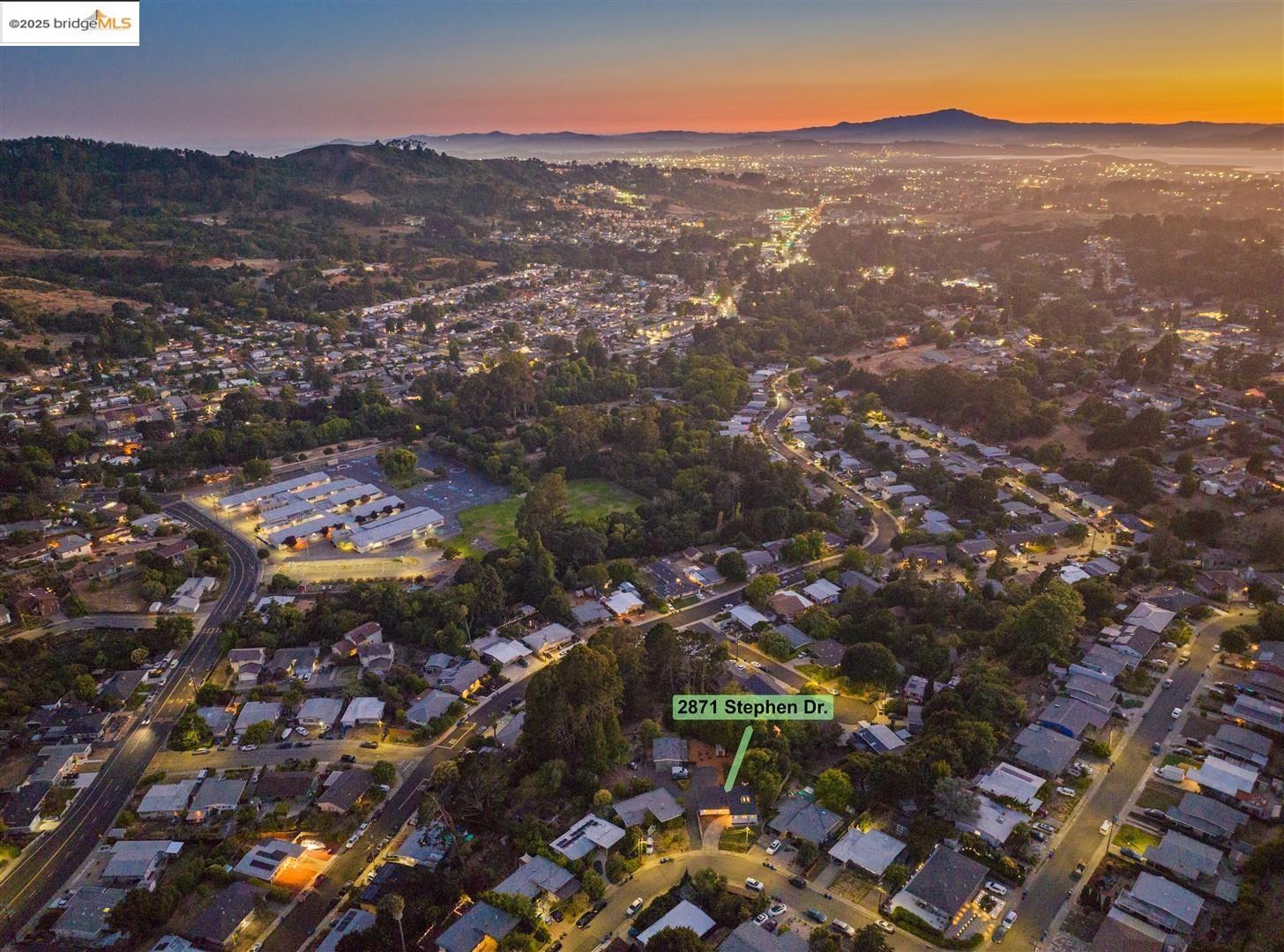 2871 Stephen Dr
