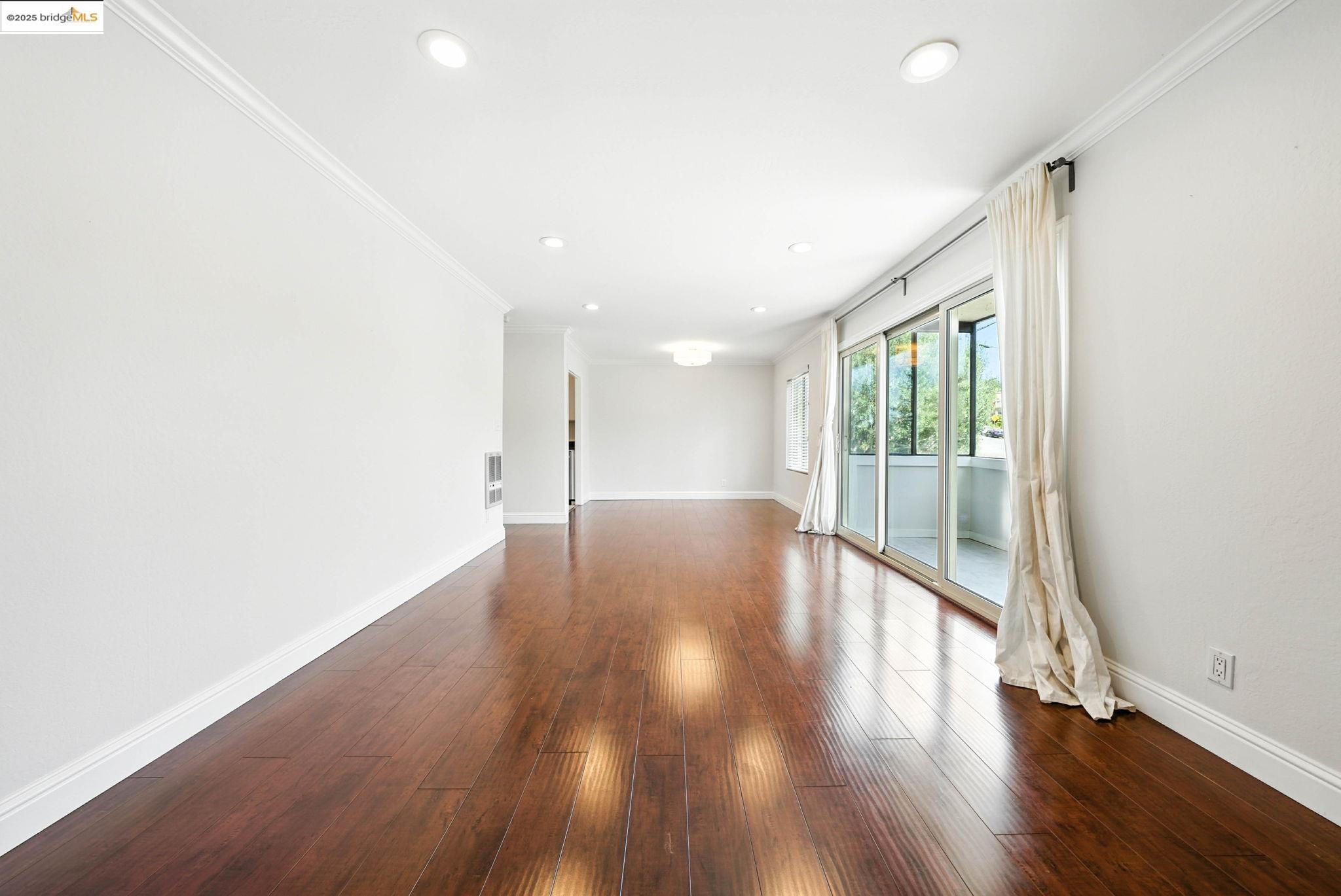 567 Oakland Ave. Unit: 101