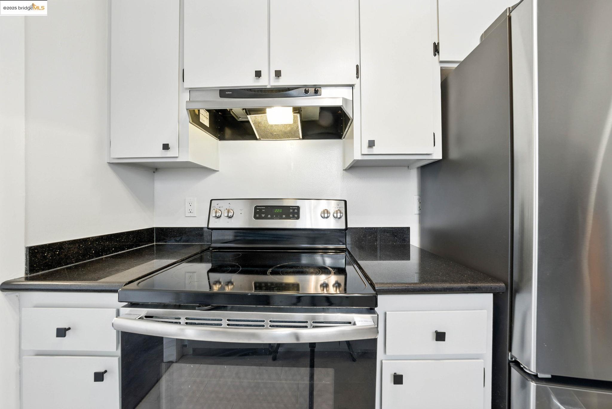 567 Oakland Ave. Unit: 101