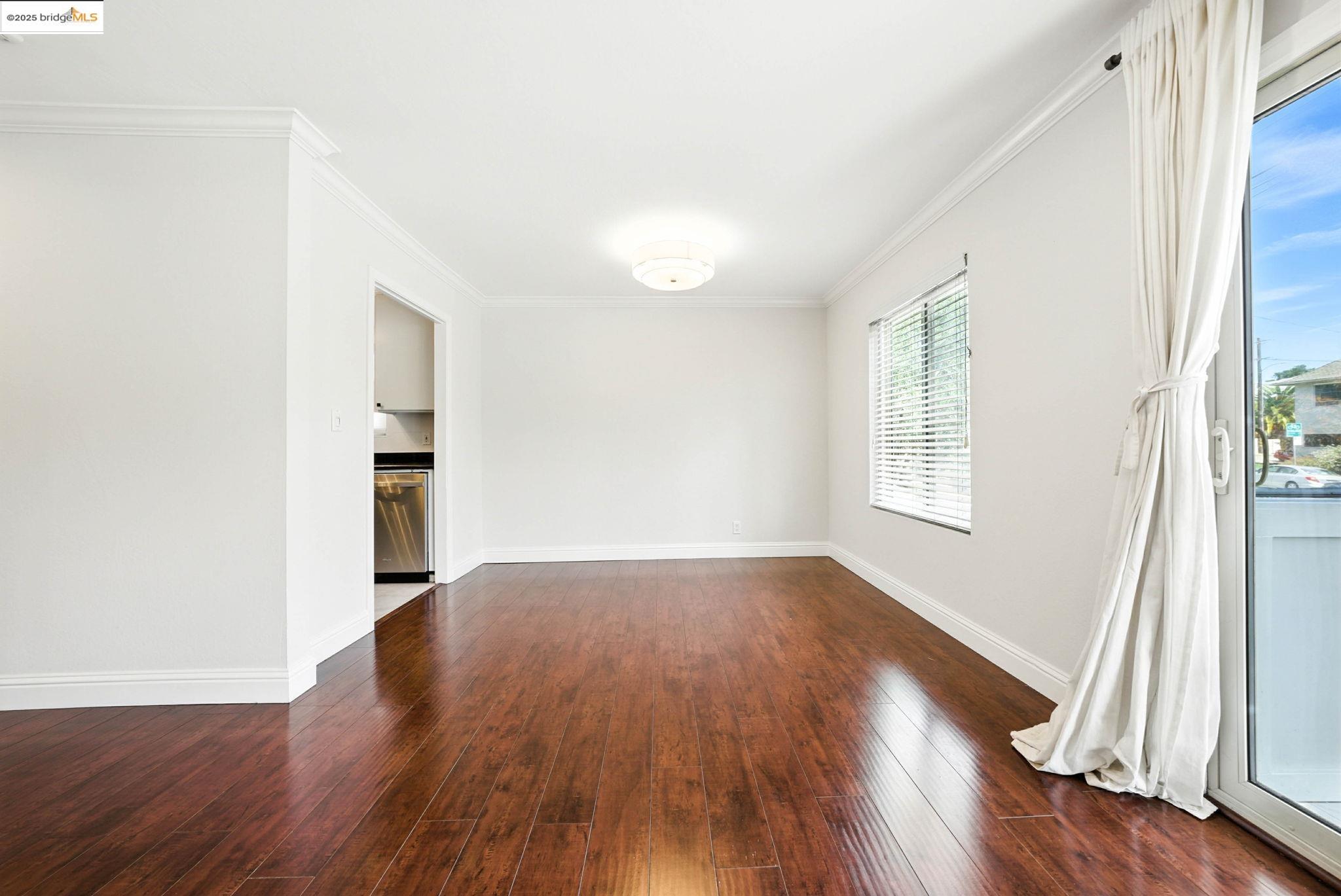 567 Oakland Ave. Unit: 101