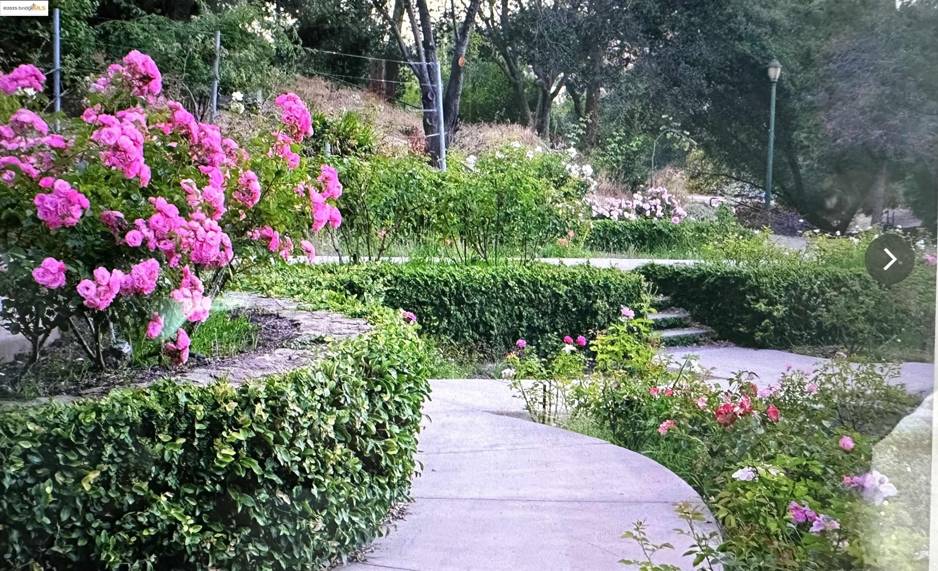 567 Oakland Ave. Unit: 101