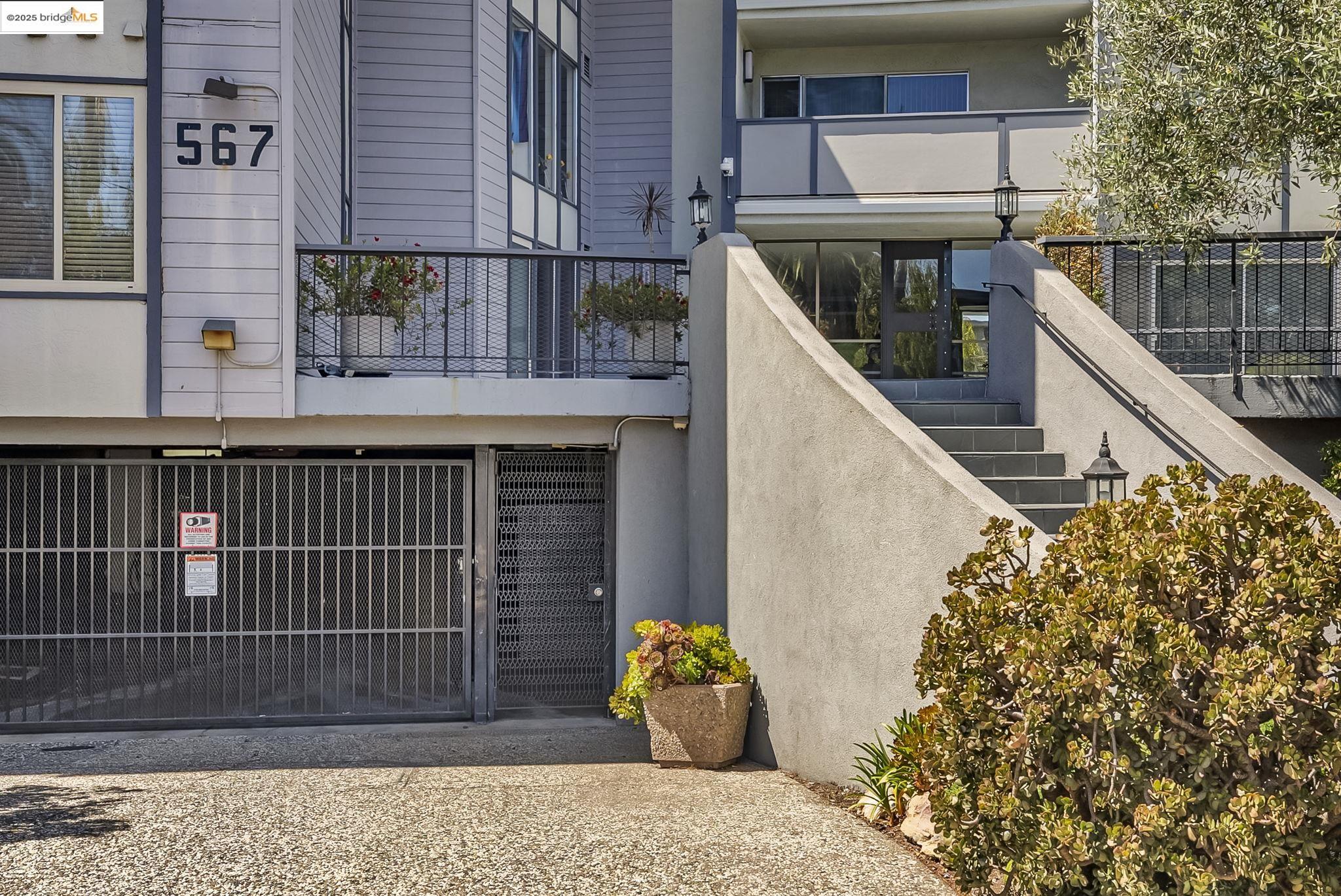 567 Oakland Ave. Unit: 101