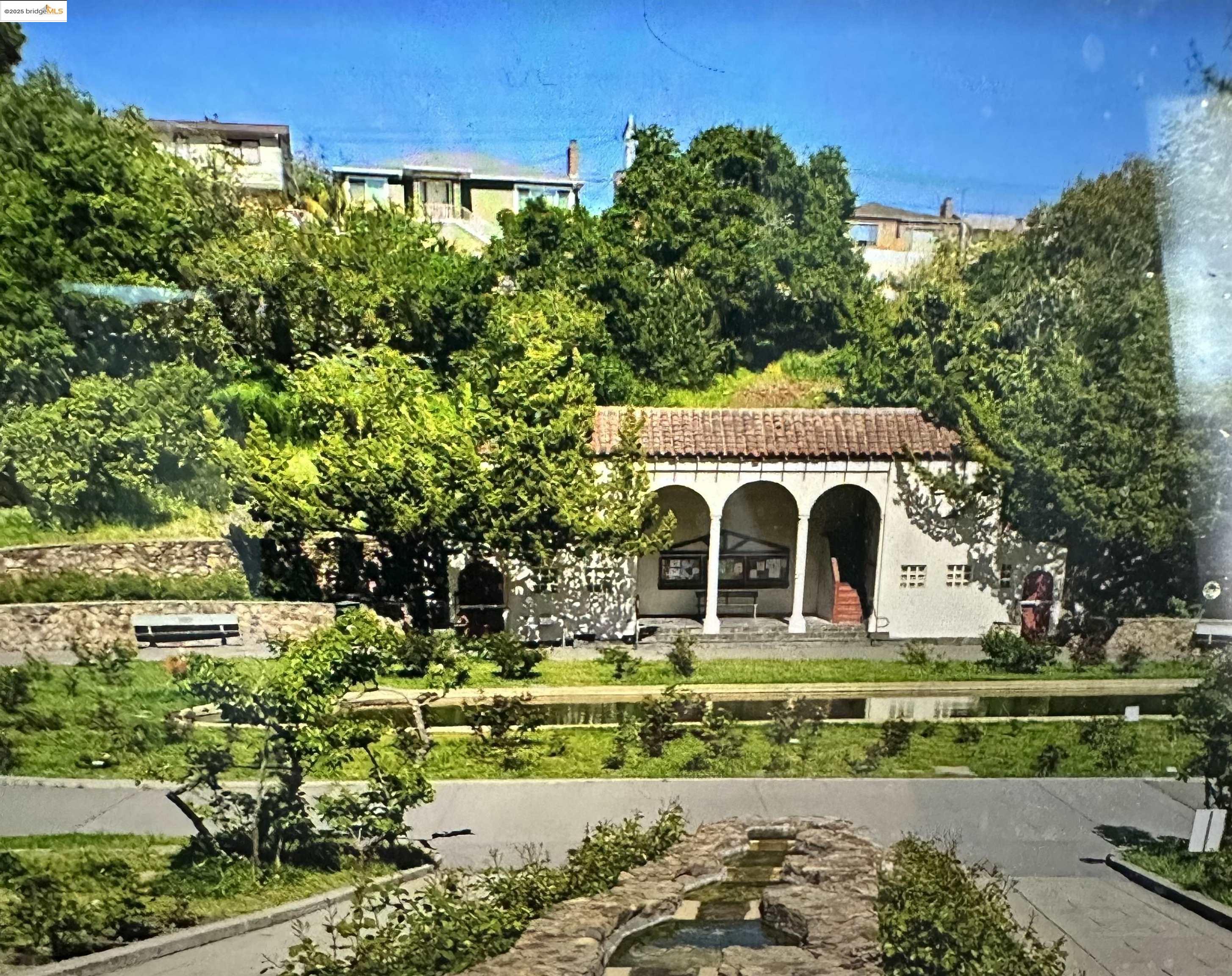 567 Oakland Ave. Unit: 101