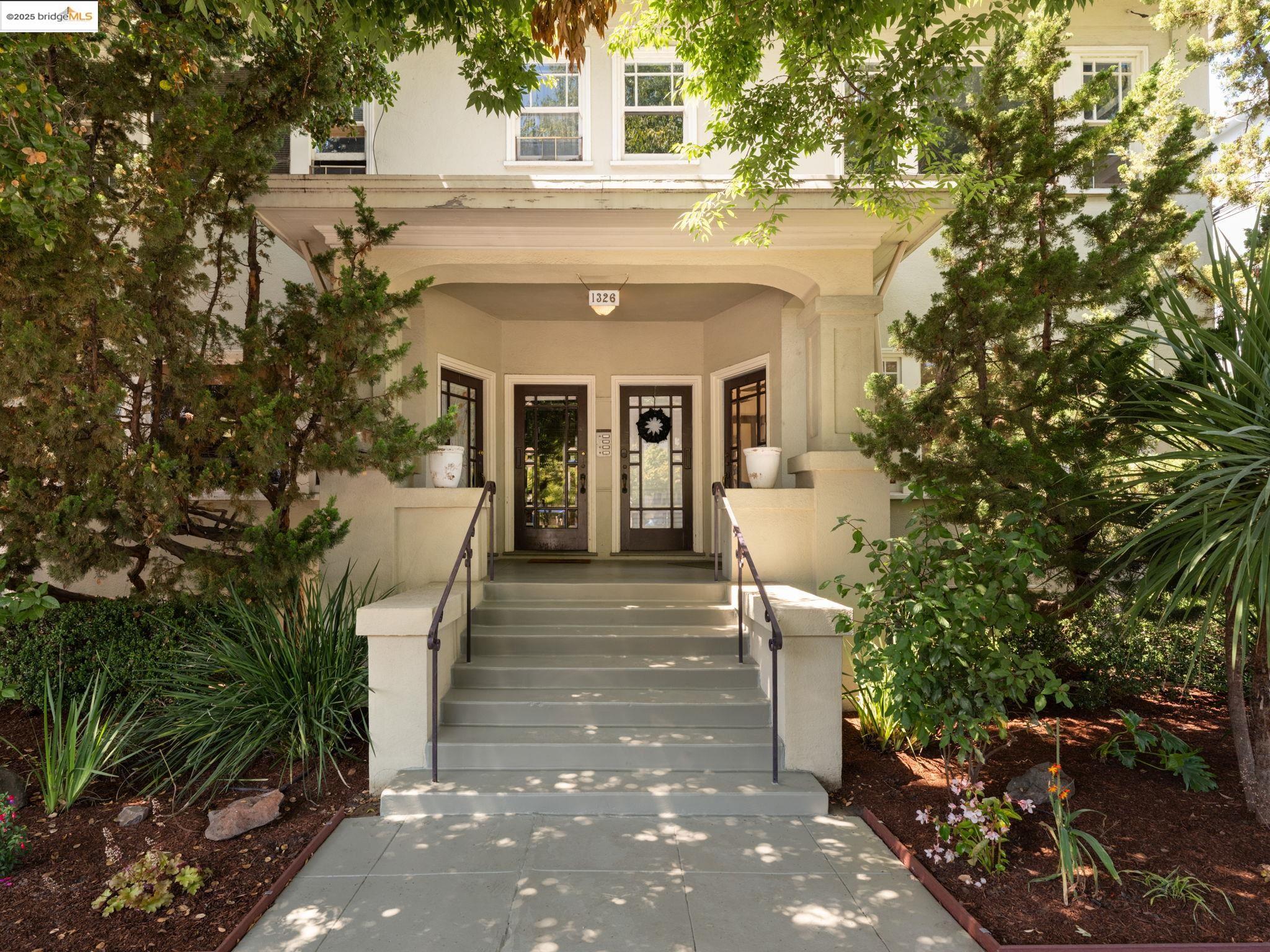 1326 Shattuck Ave # 4