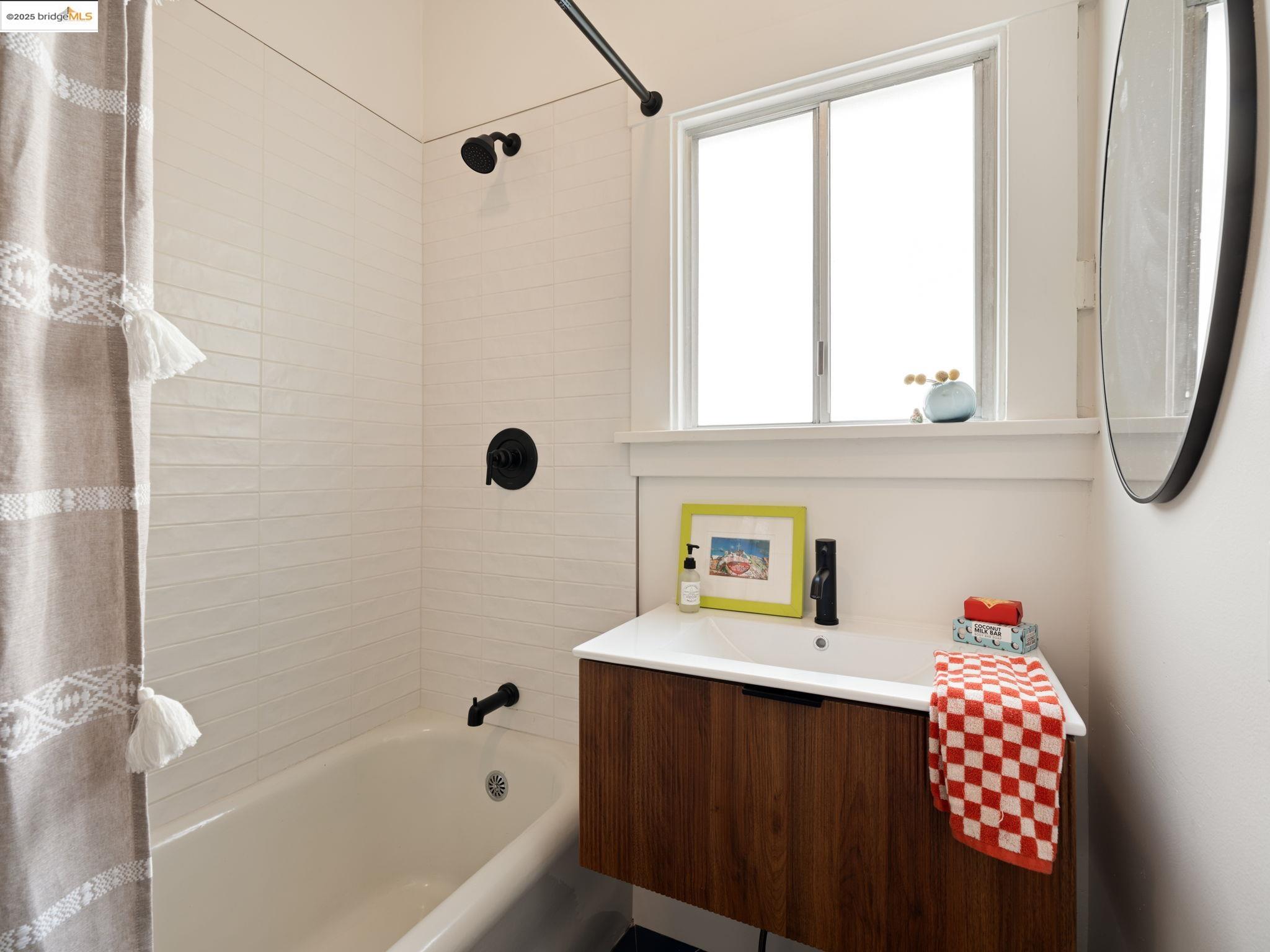 1326 Shattuck Ave # 4