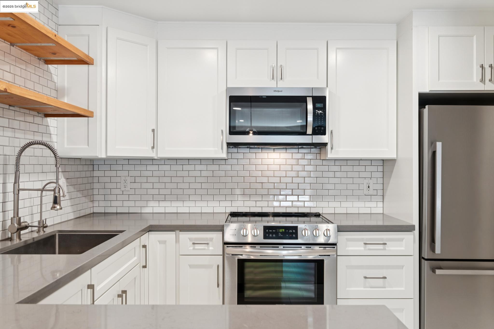 424 Staten Ave # 104