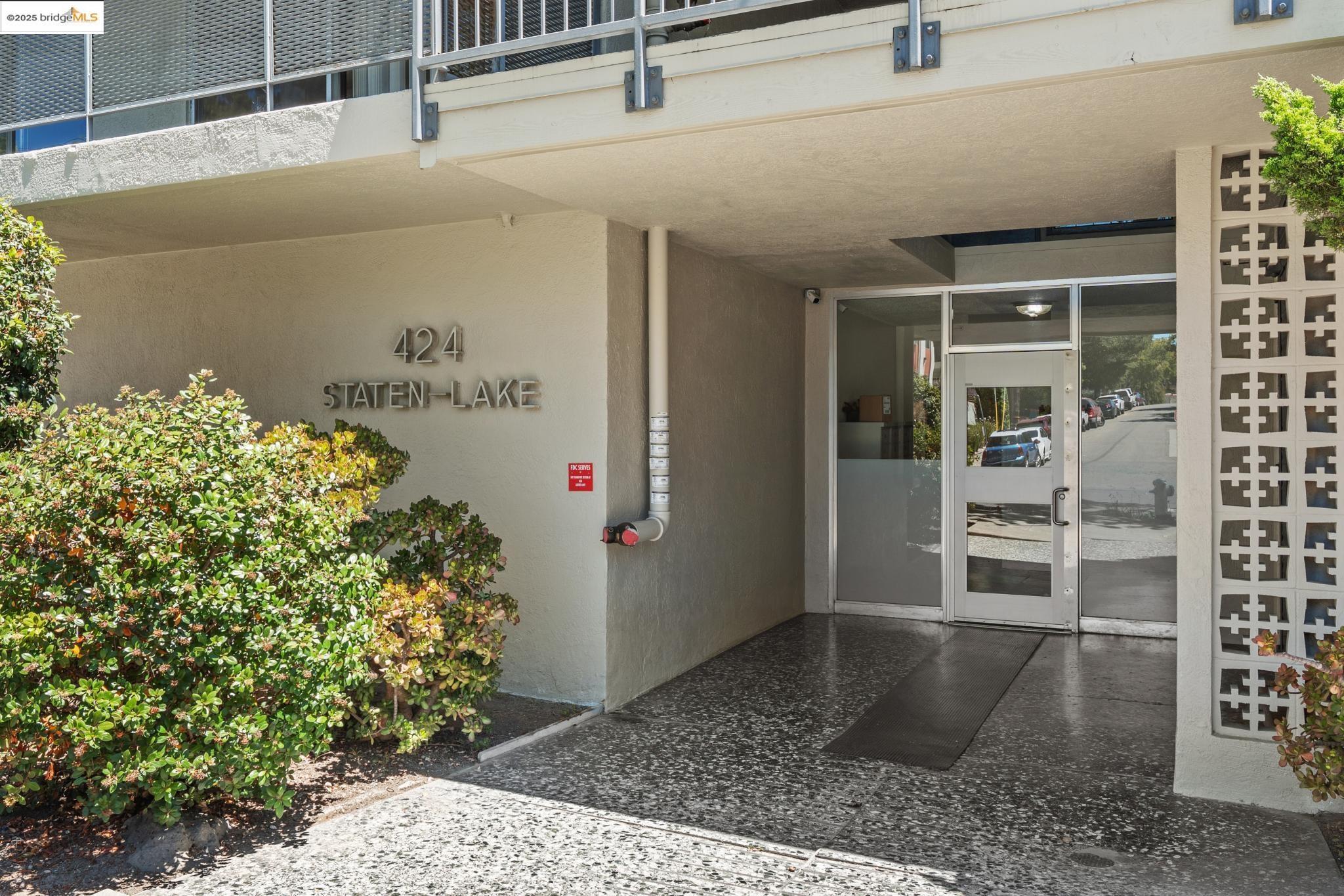 424 Staten Ave # 104