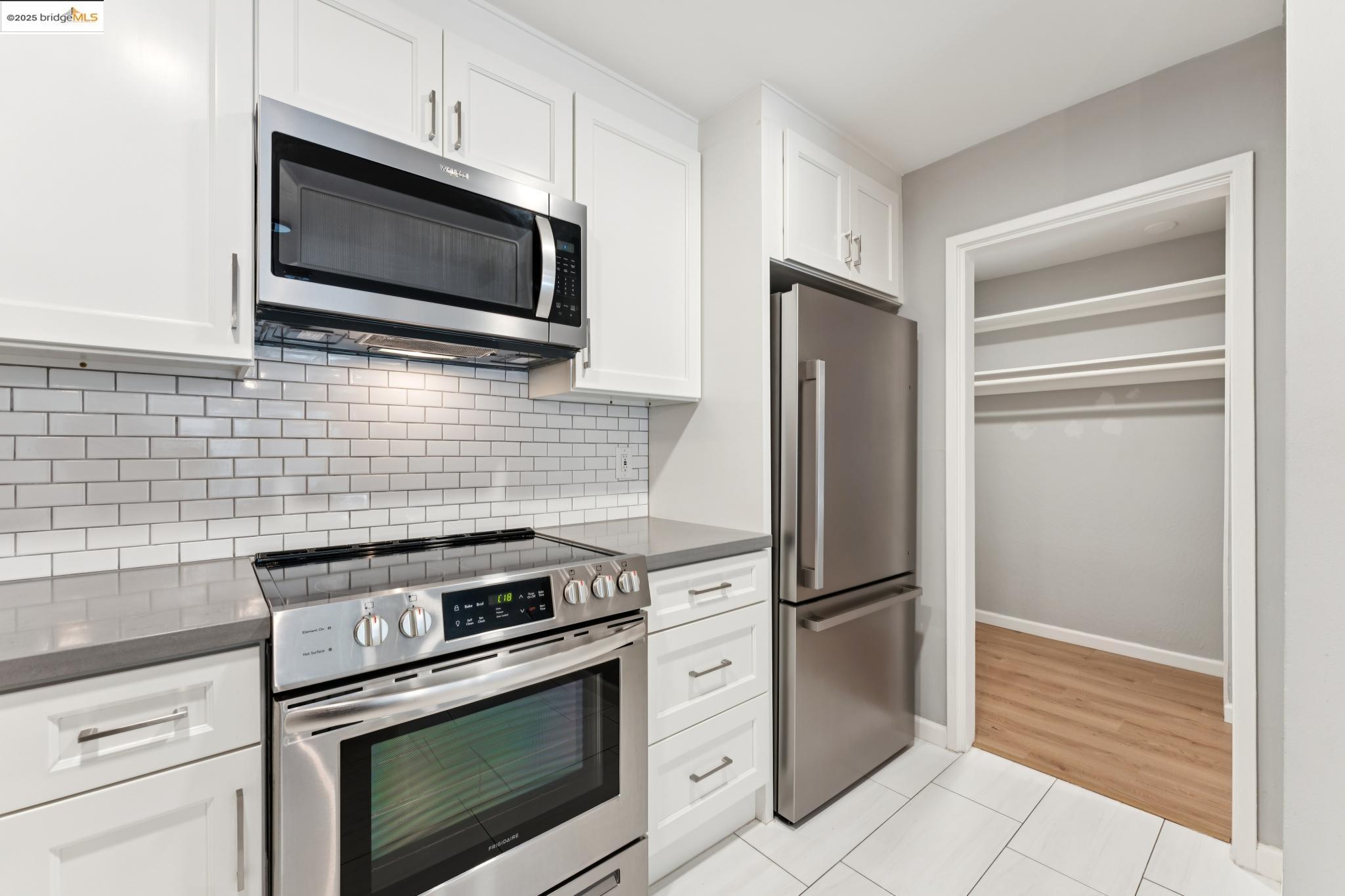 424 Staten Ave # 104