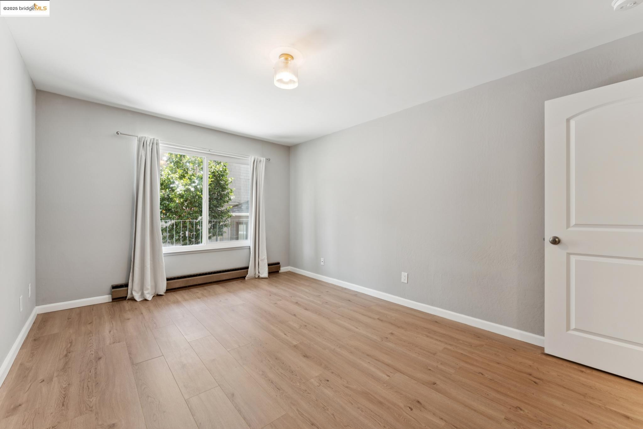 424 Staten Ave # 104