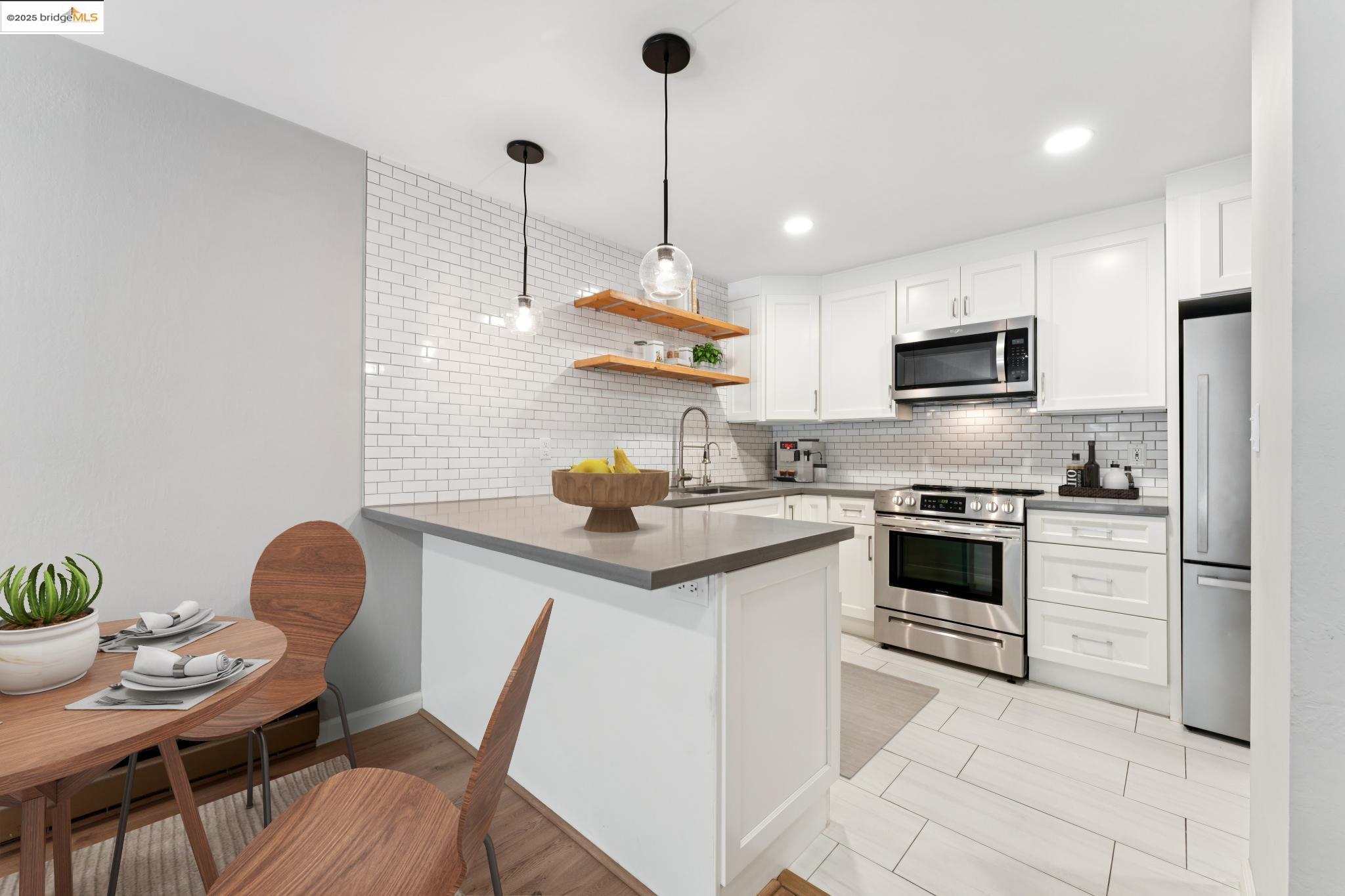 424 Staten Ave # 104