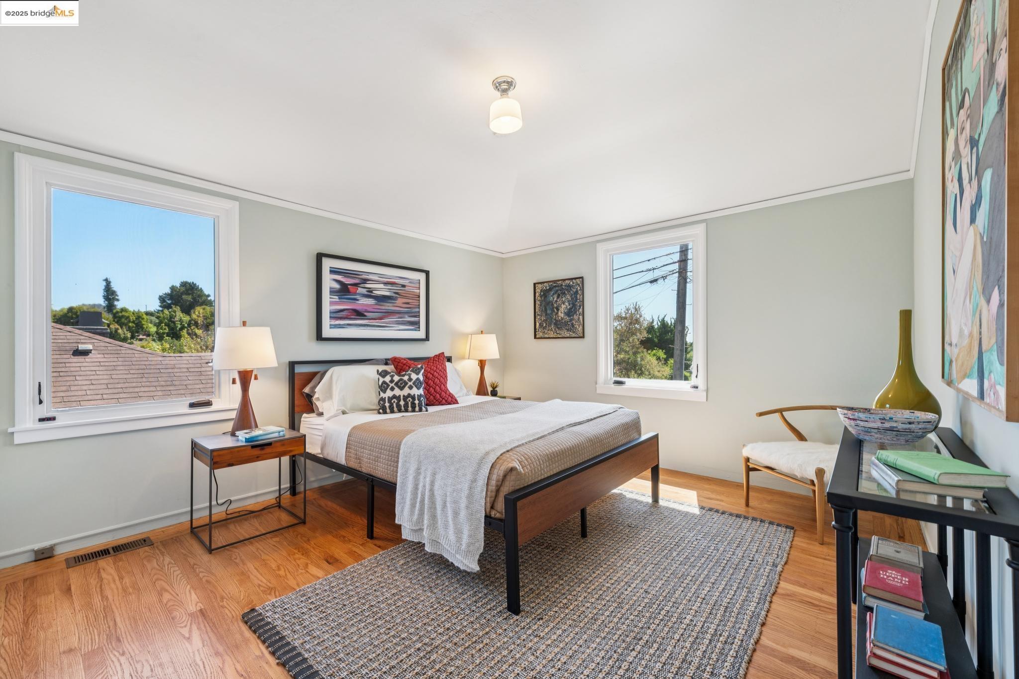 1736 Santa Clara St