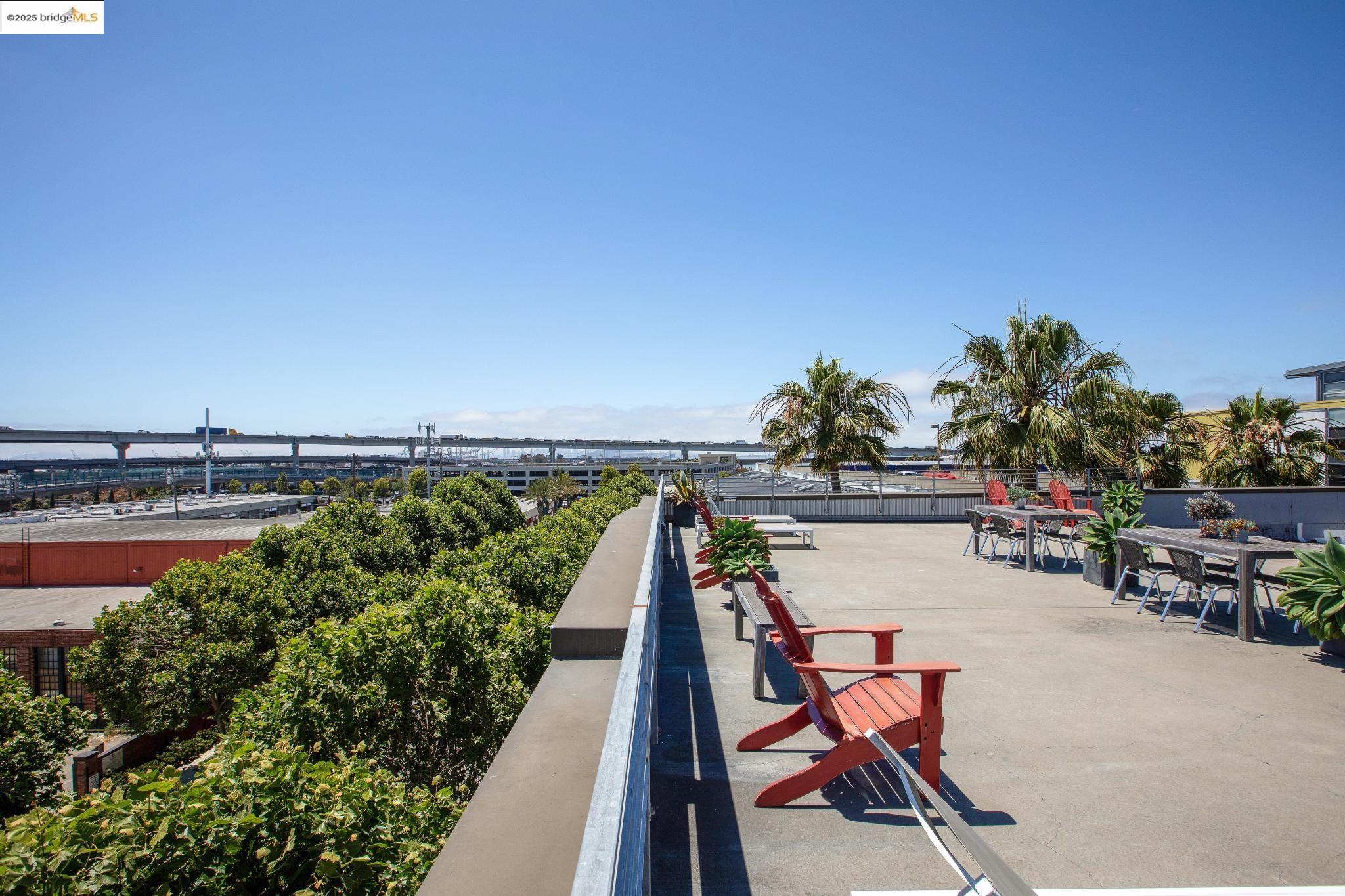 1500 Park Ave. # 212