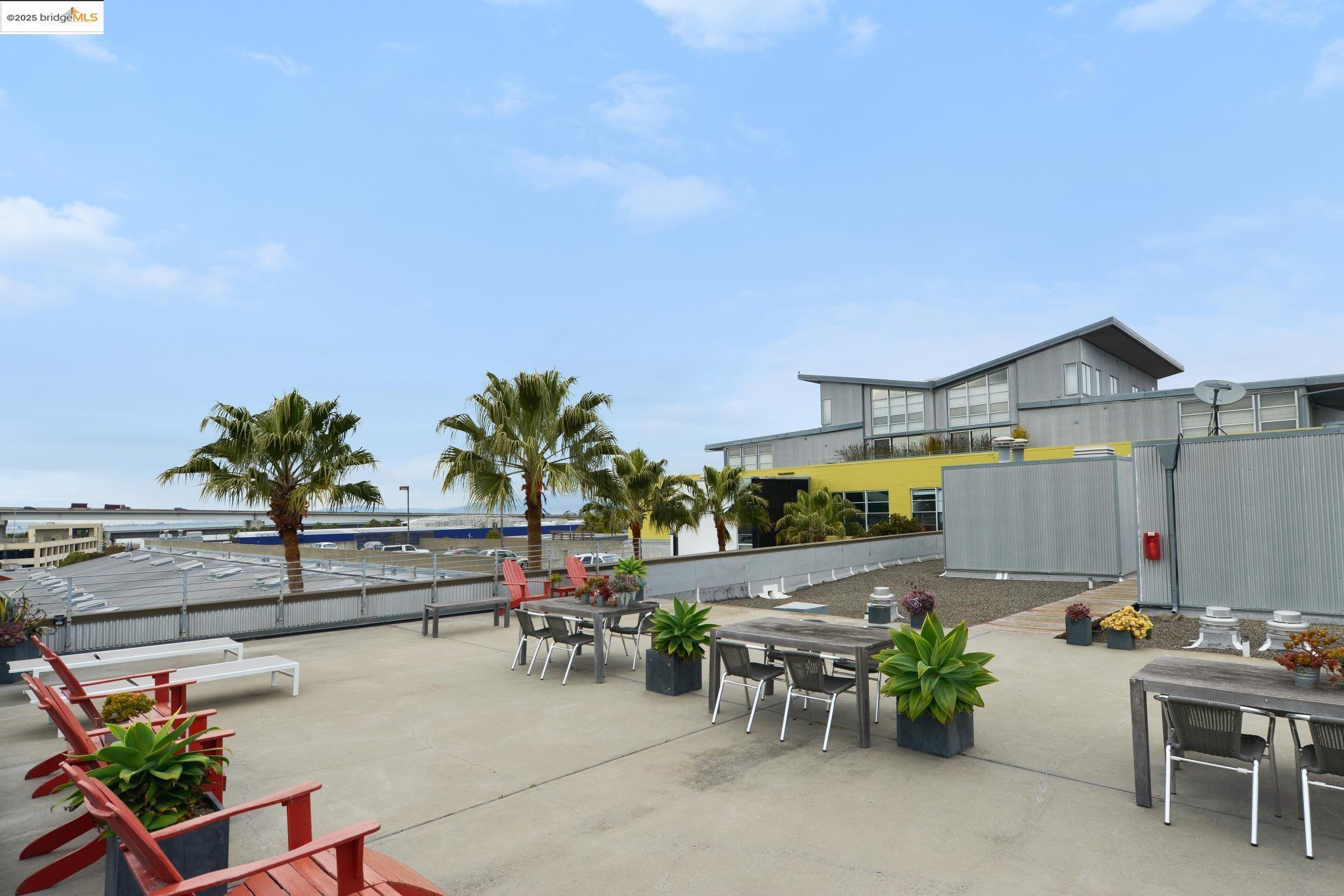 1500 Park Ave. # 212