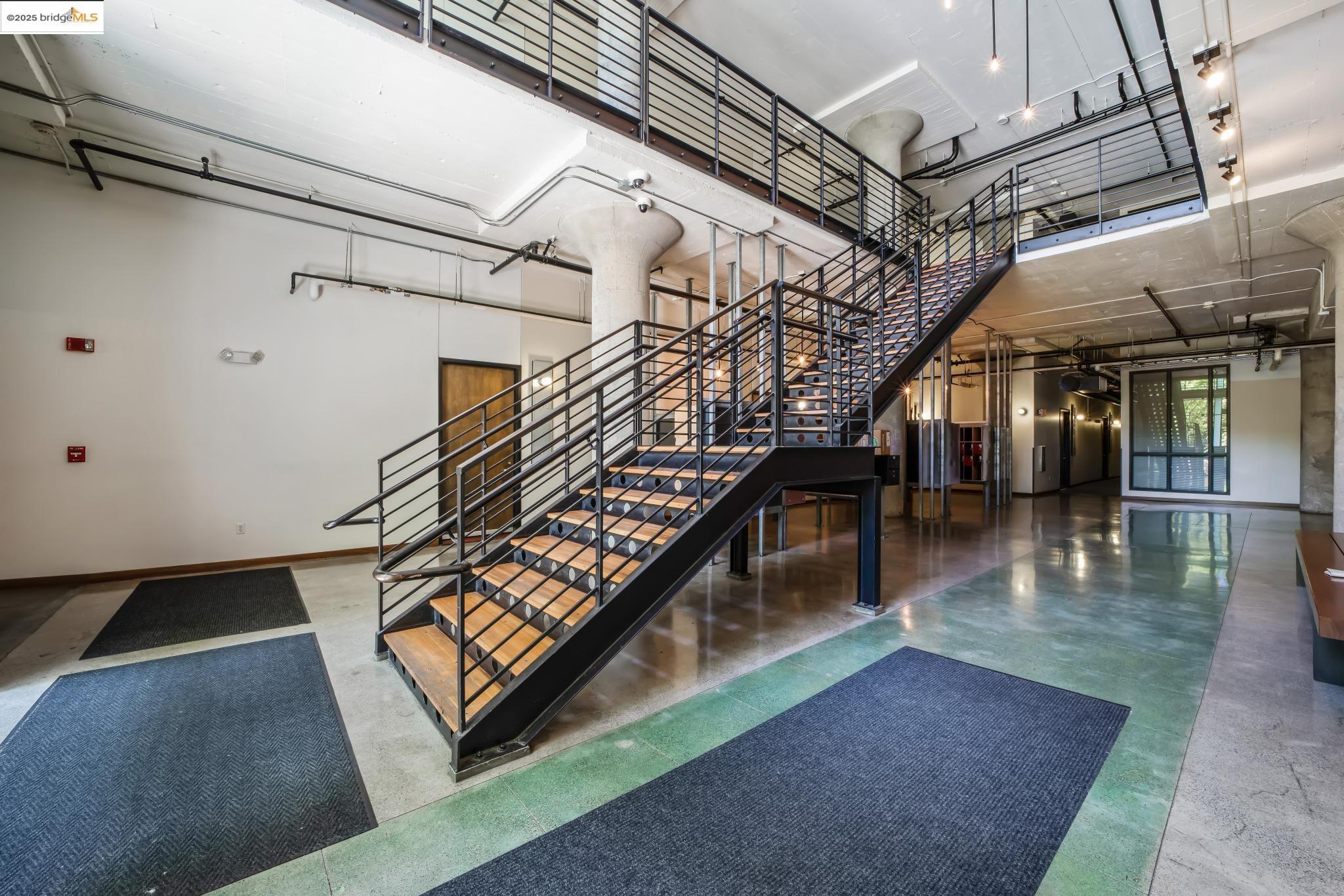 1500 Park Ave. # 212