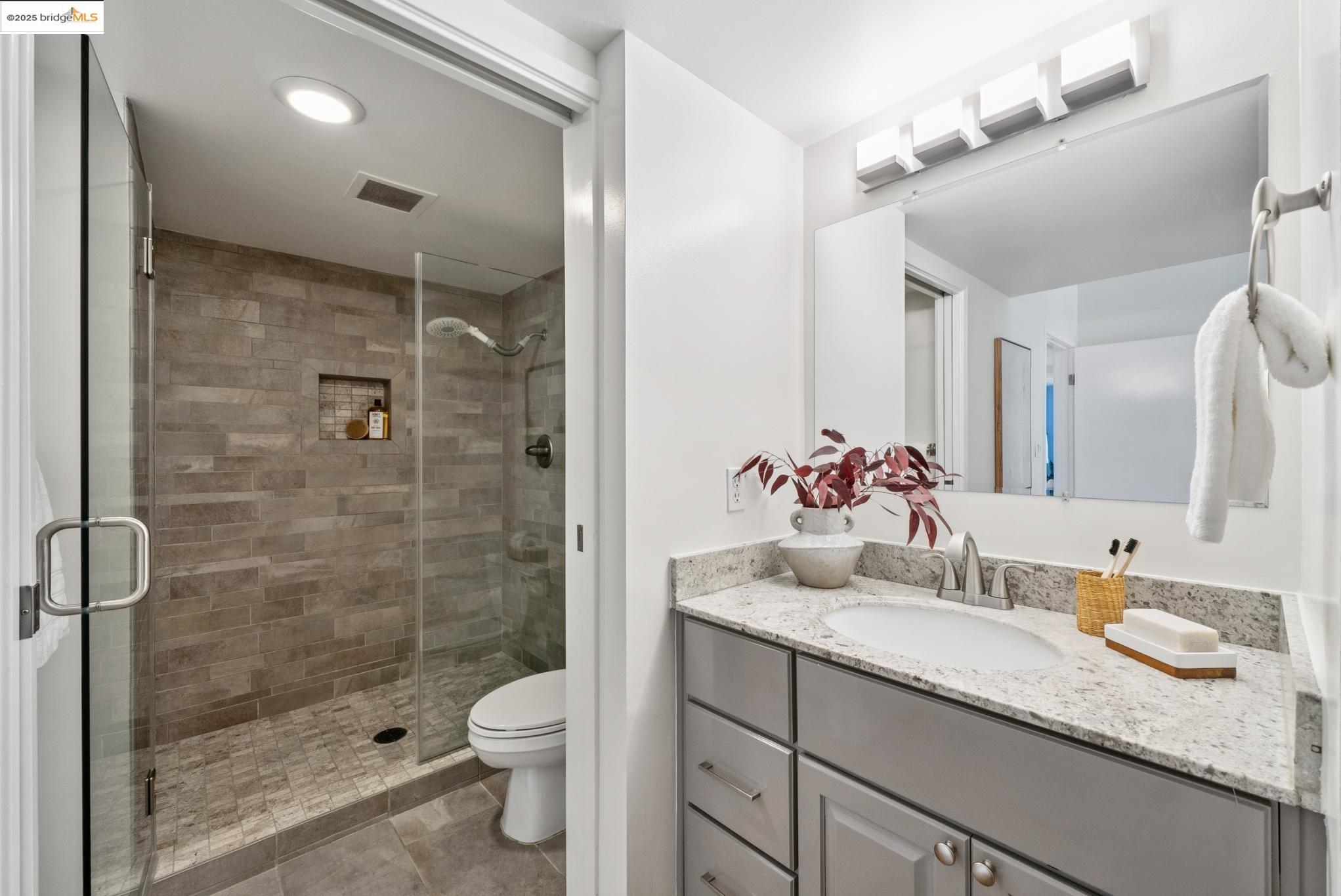 1500 Park Ave. # 212