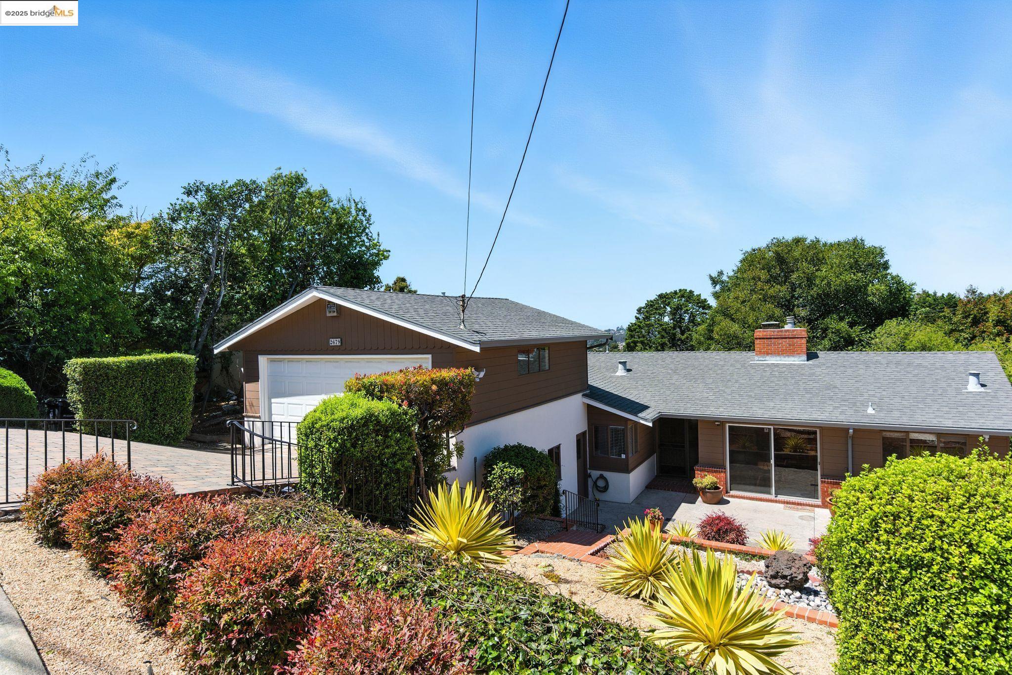 2679 Tamalpais AVE