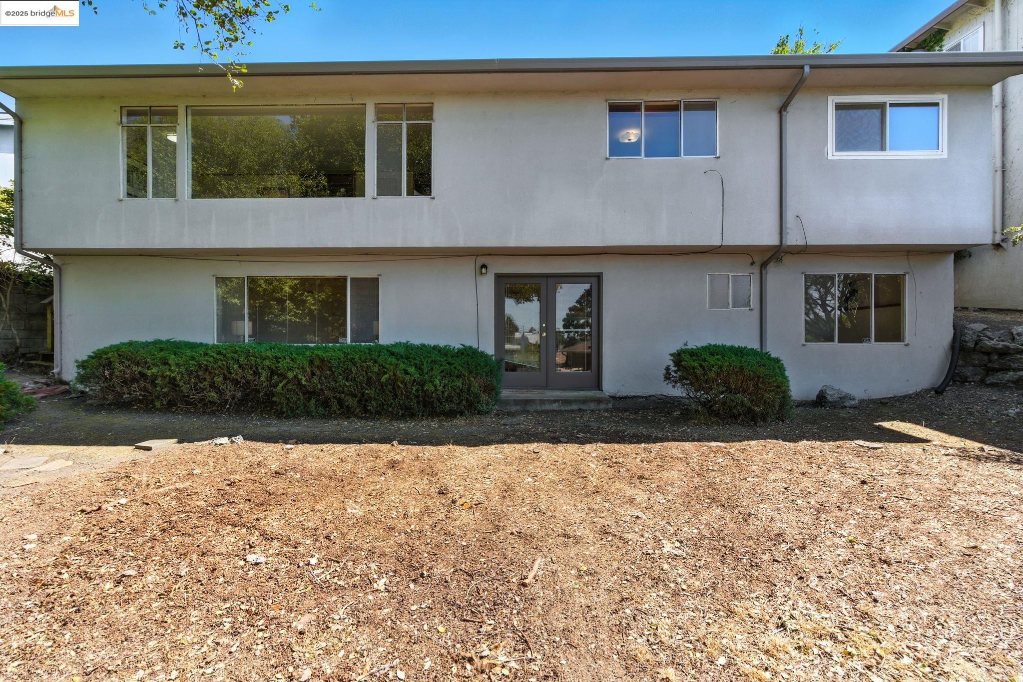 2679 Tamalpais AVE