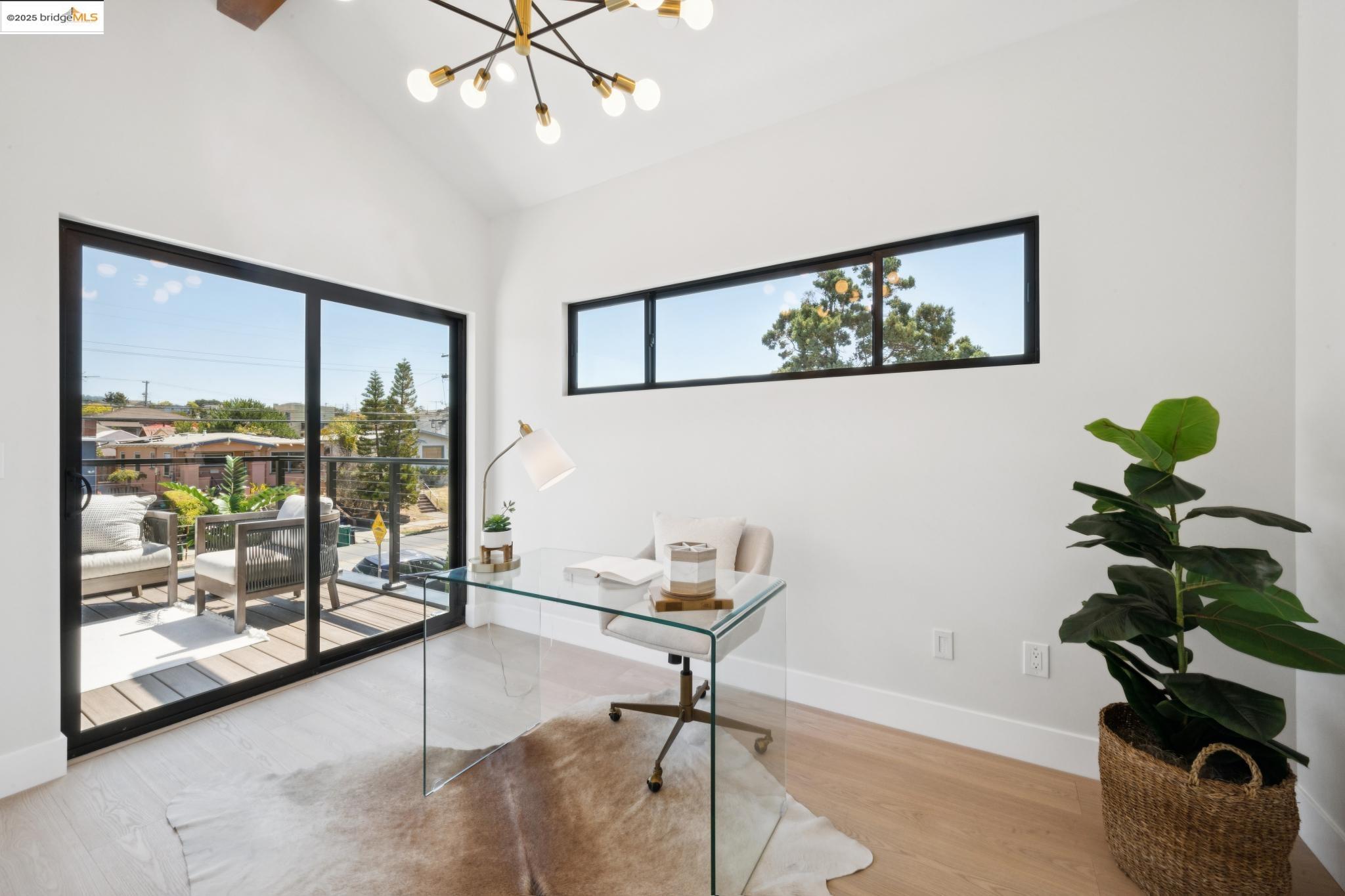 1014 Santa Fe