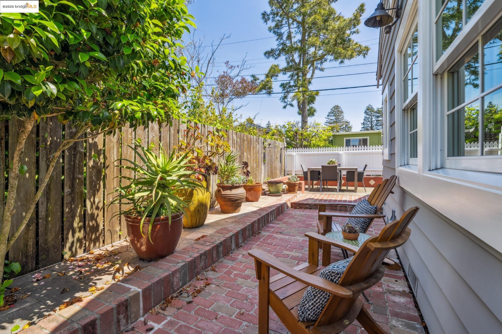 267 Columbia Ave