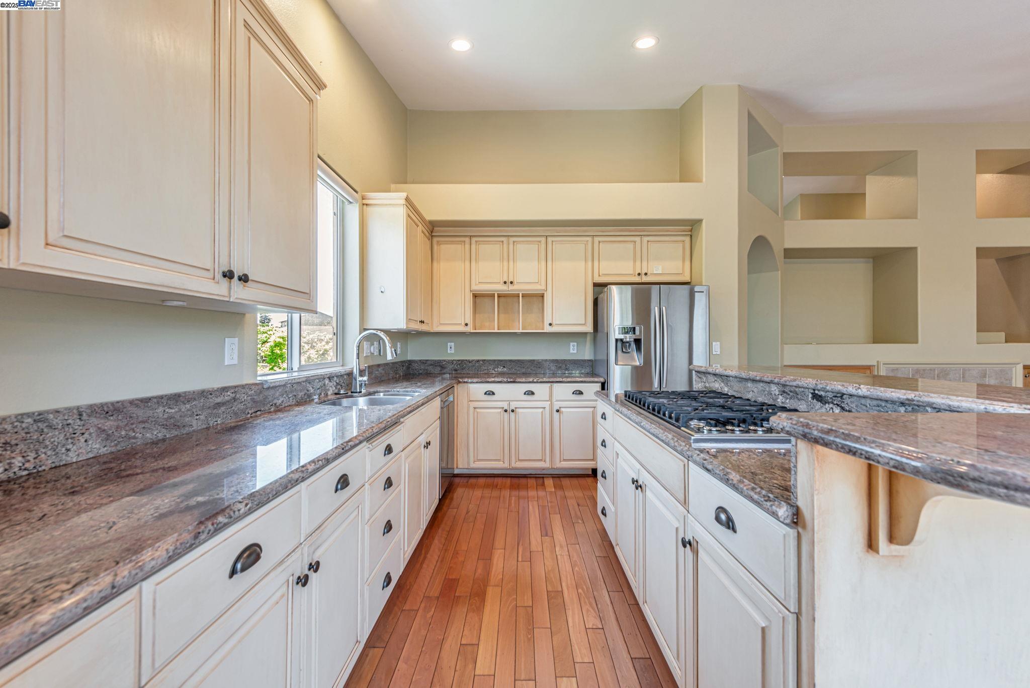 2578 Ridge Crest Ct.