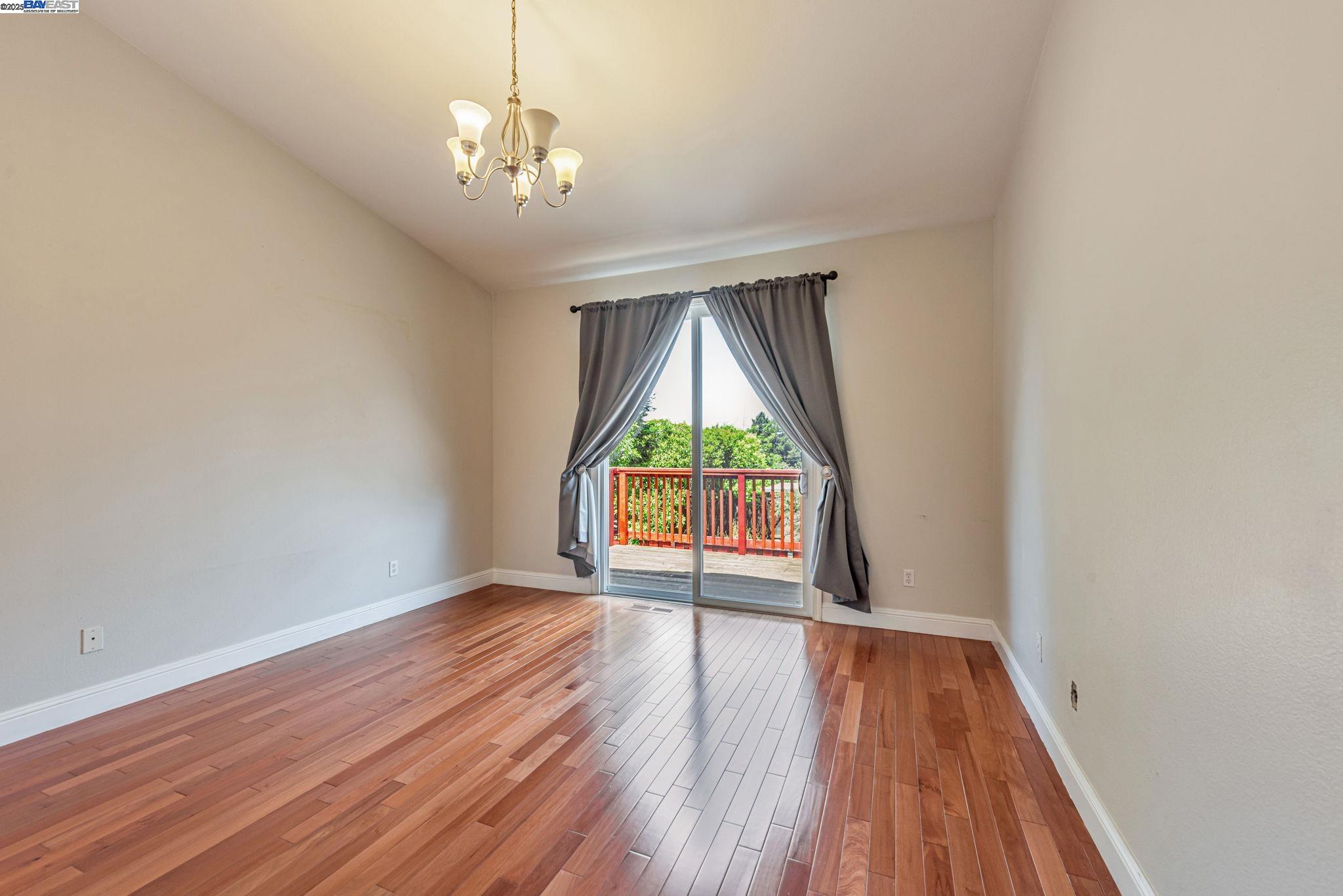 2578 Ridge Crest Ct.