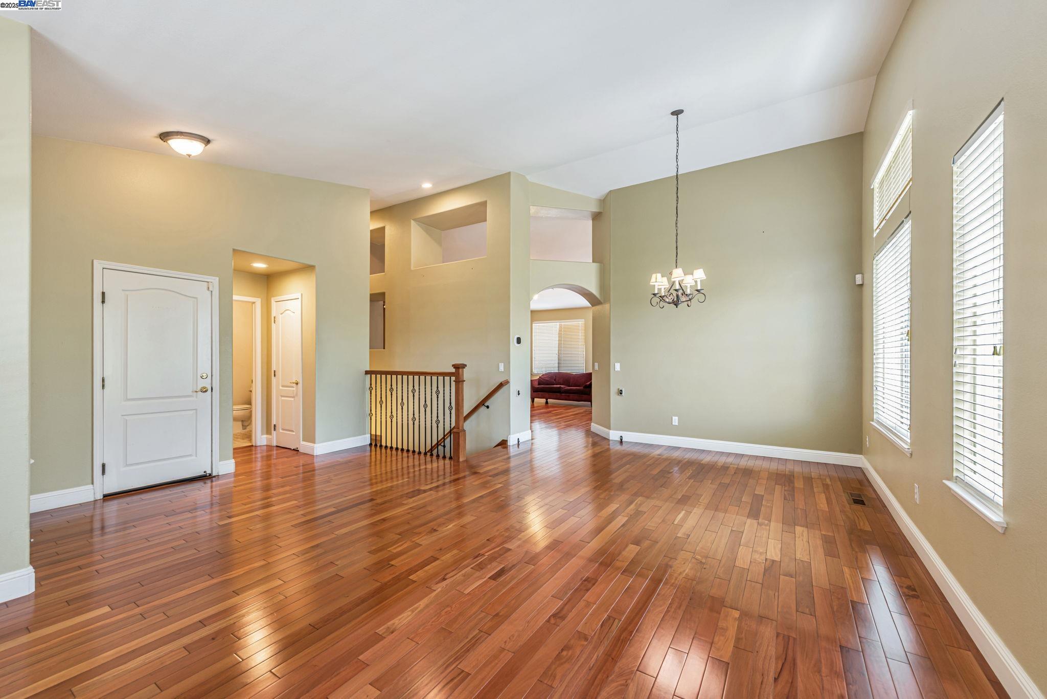 2578 Ridge Crest Ct.