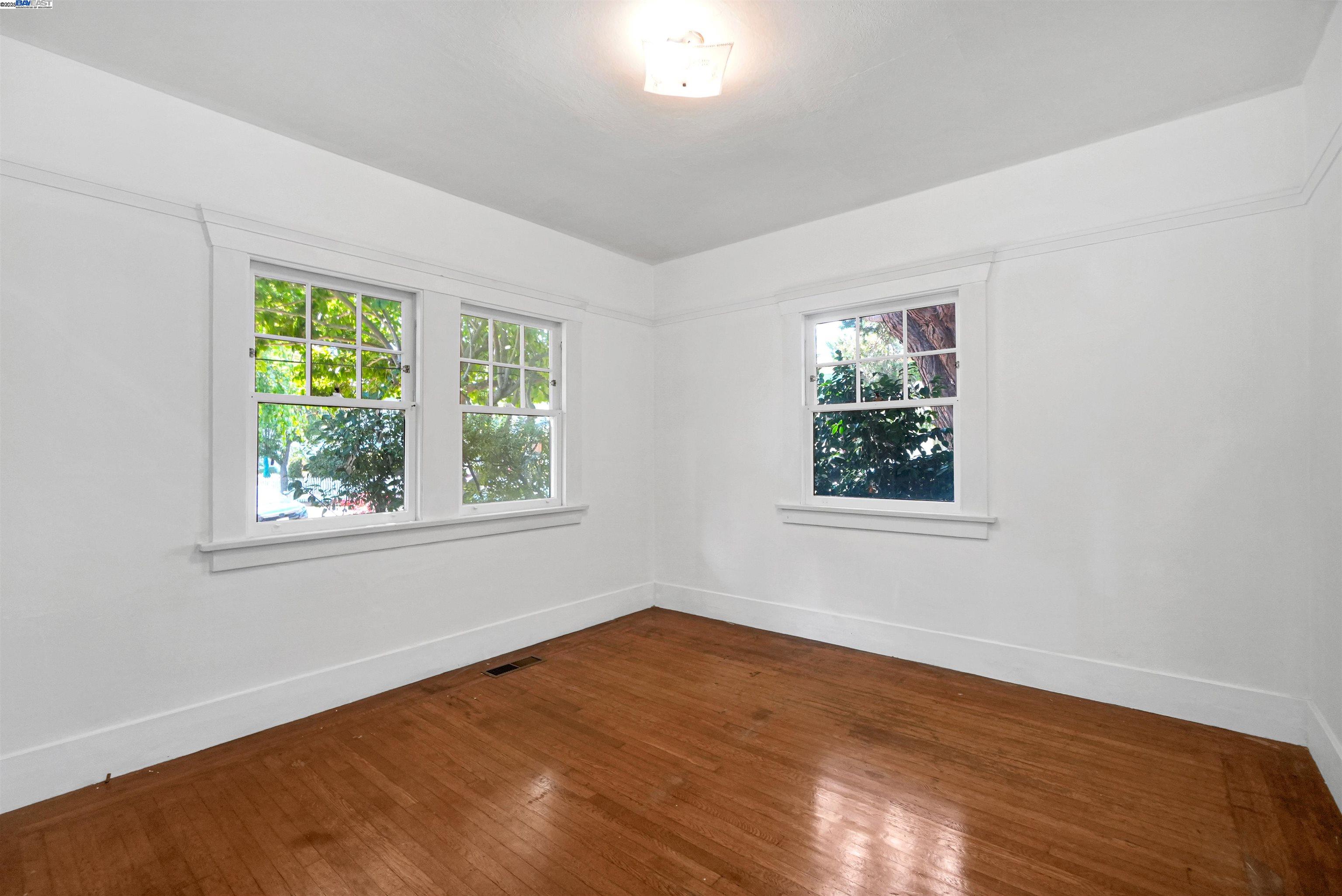 57 Entrada Ave