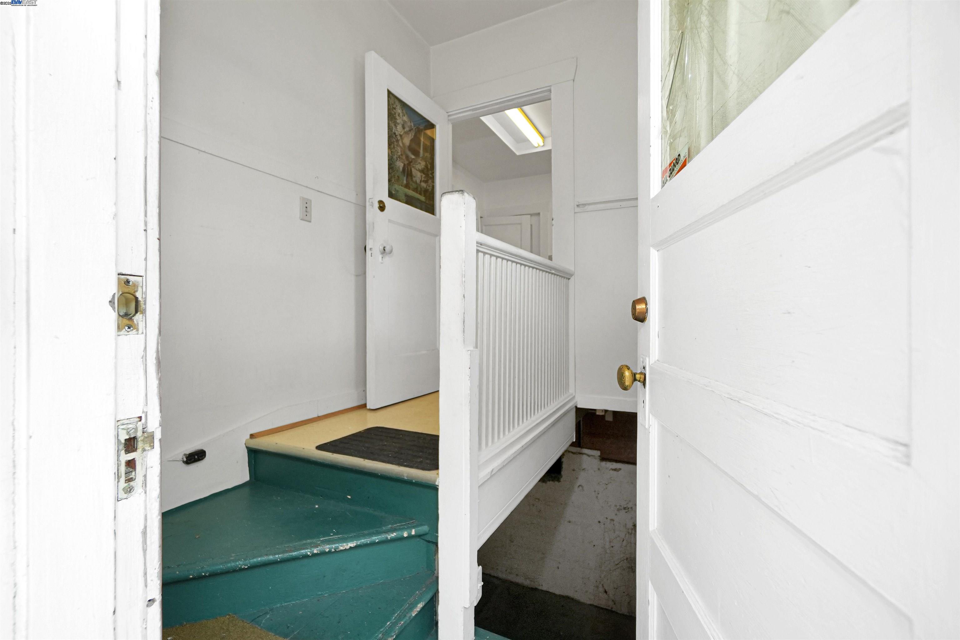57 Entrada Ave