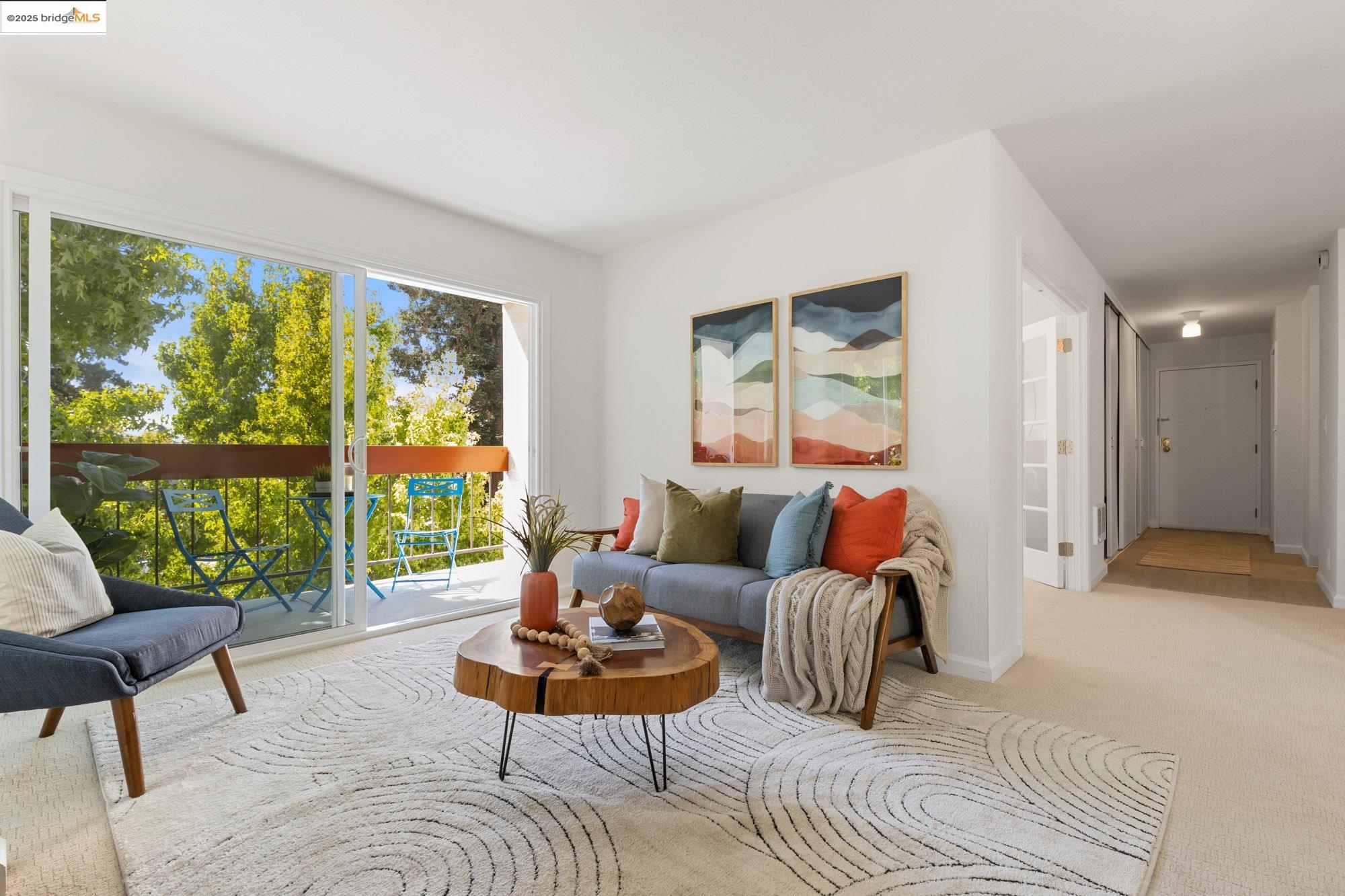 288 Whitmore St # 202