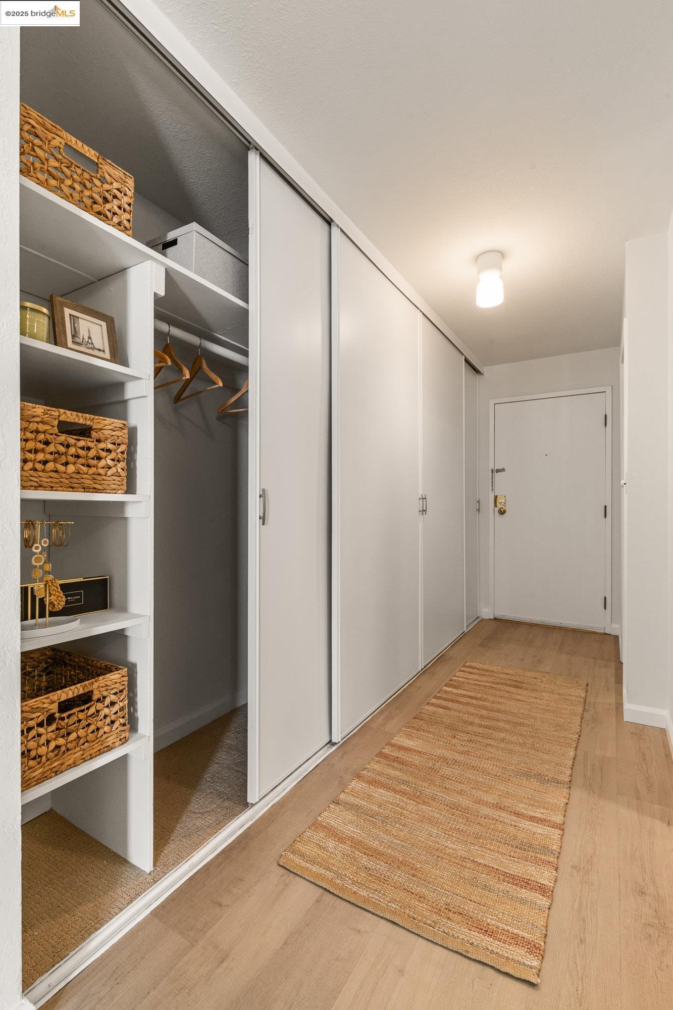 288 Whitmore St # 202