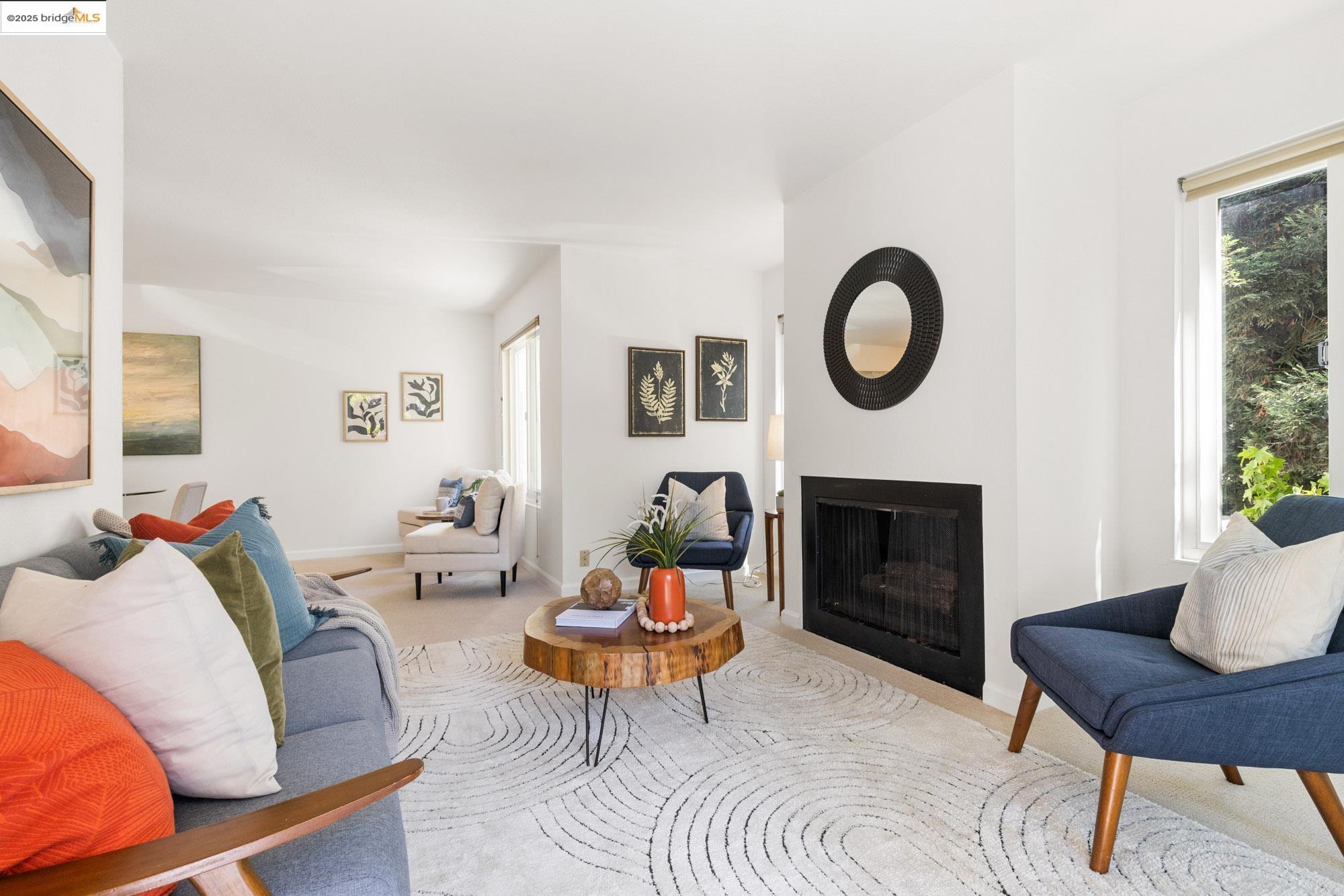 288 Whitmore St # 202