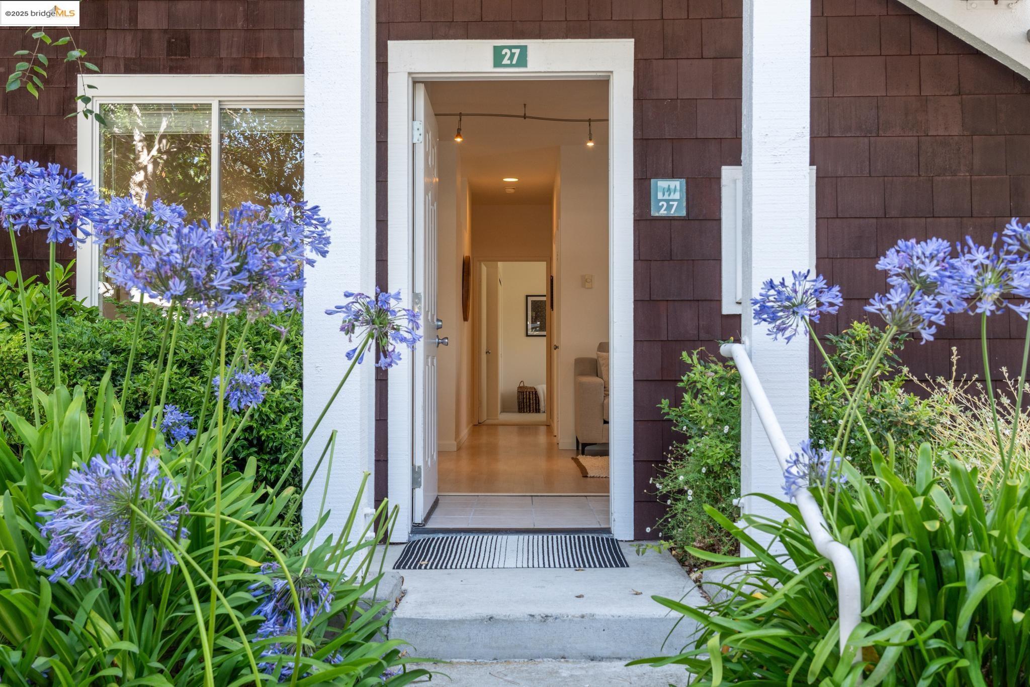 27 Bayside Ct