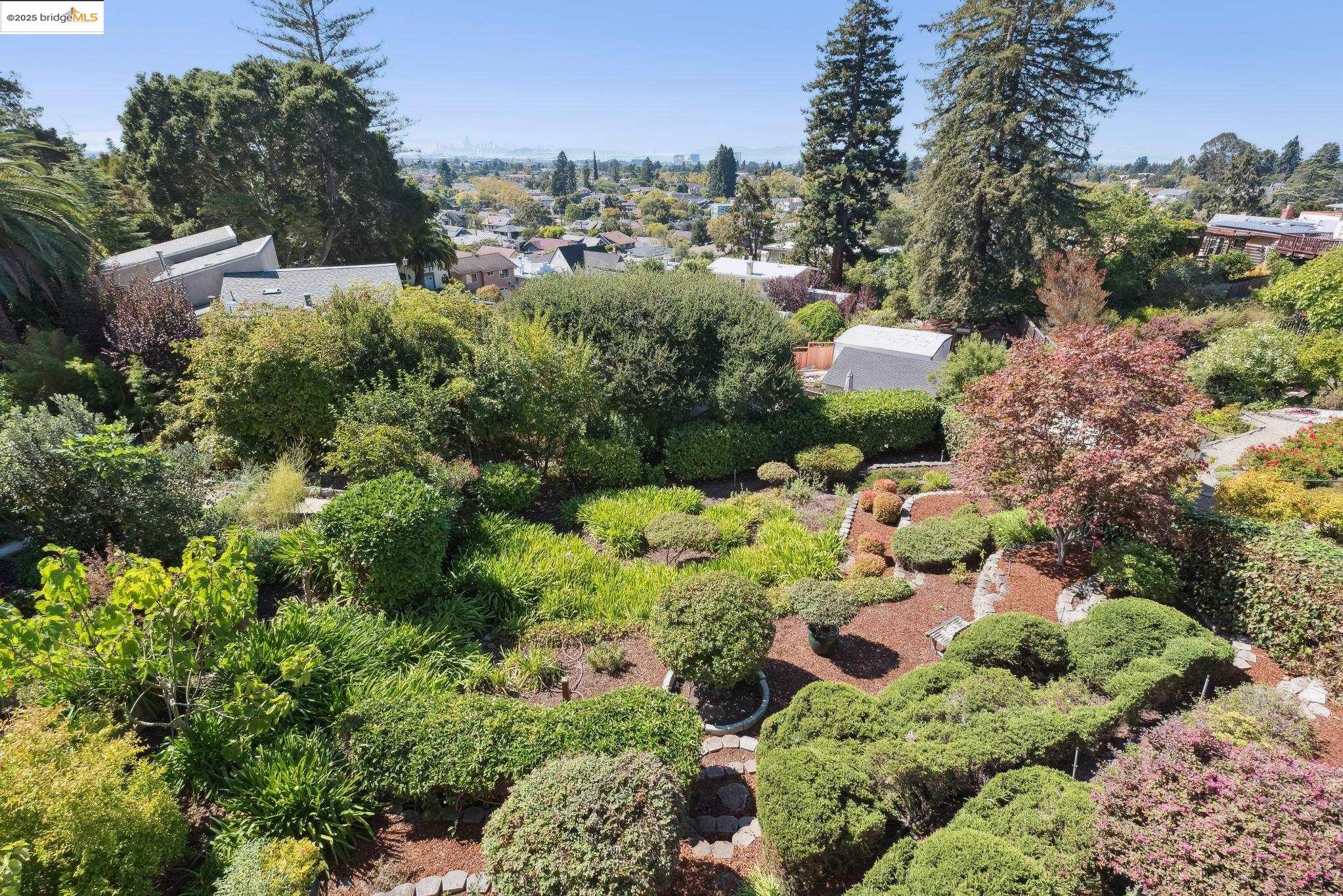 5835 Margarido Drive