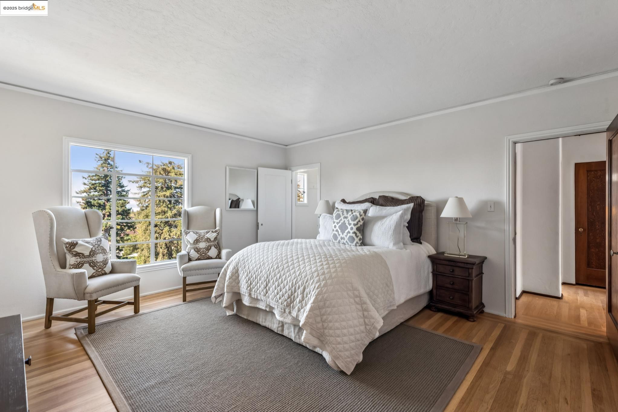 5835 Margarido Drive